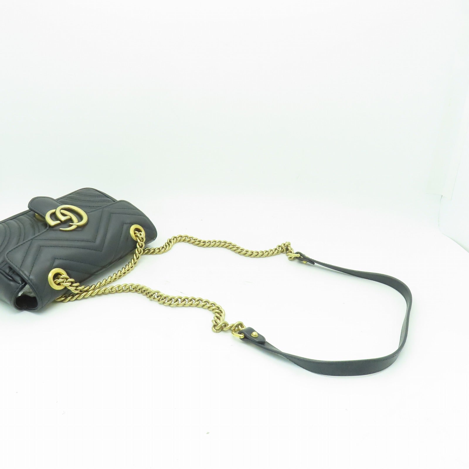 GUCCI 【激減優惠】牛皮皮革GG Marmont金扣鏈帶肩背袋黑色