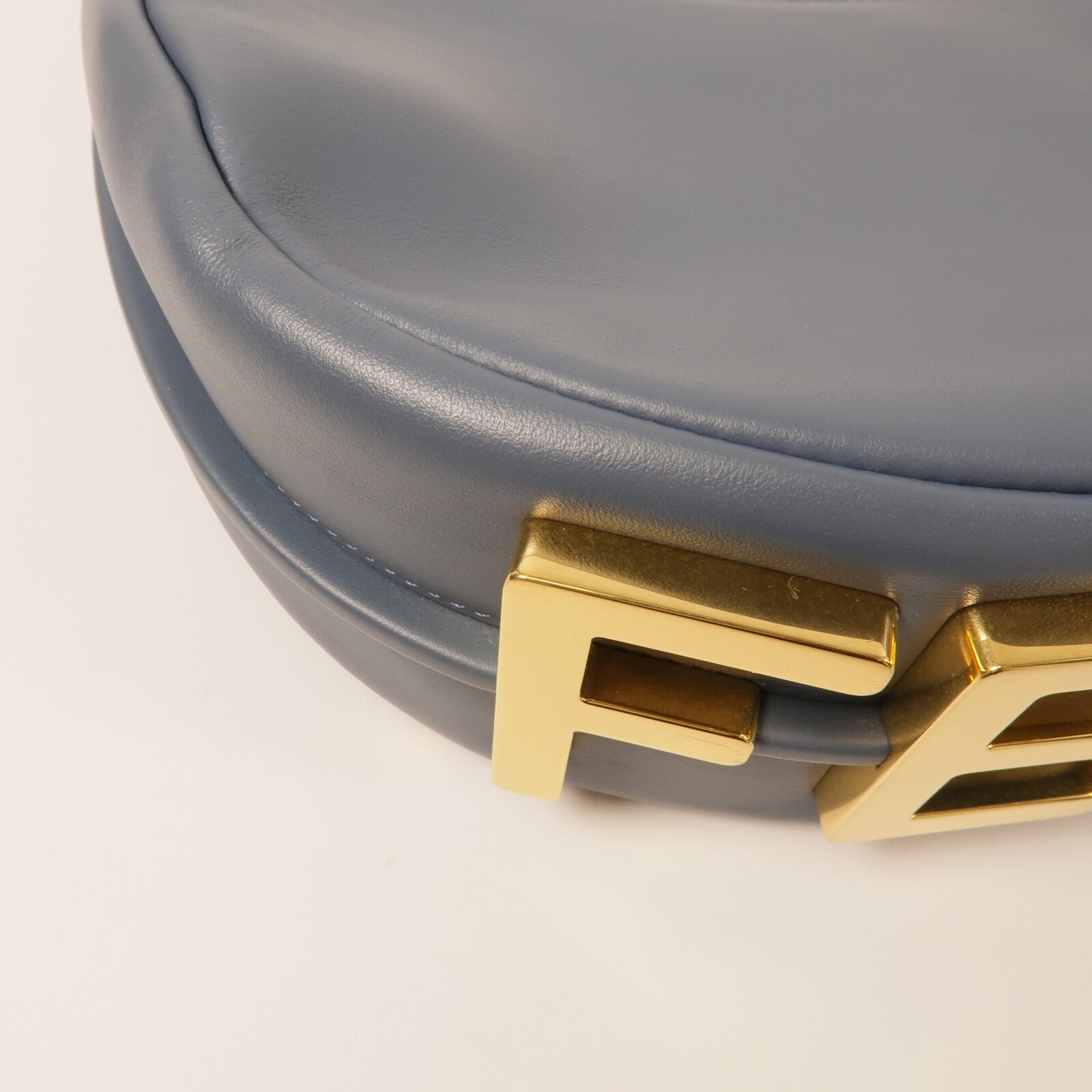 FENDI 牛皮皮革Hobo Bag肩背袋