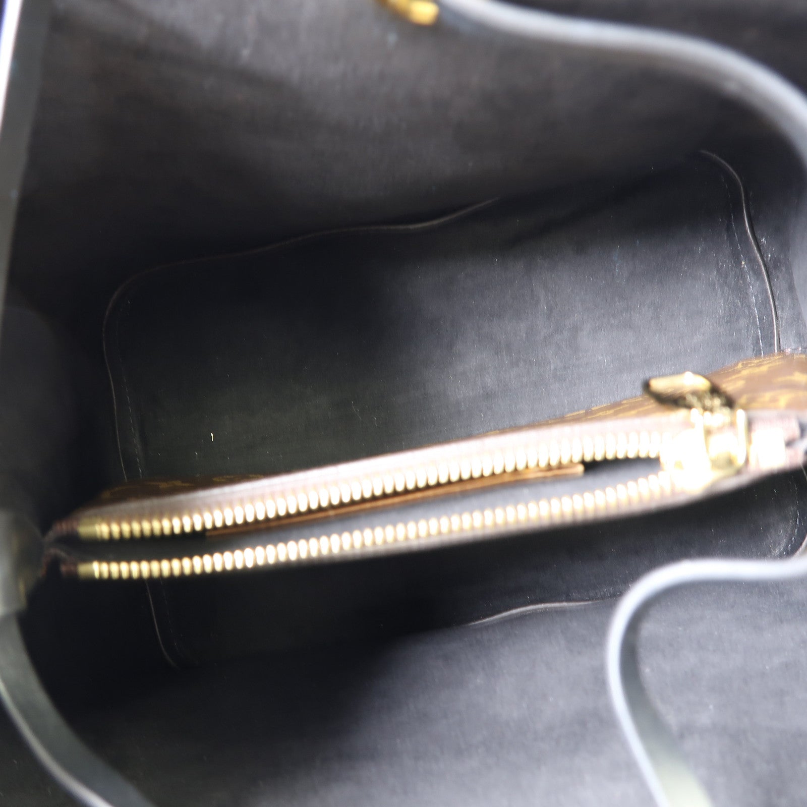 LOUIS VUITTON Monogram NeoNoe肩背袋黑色/啡色
