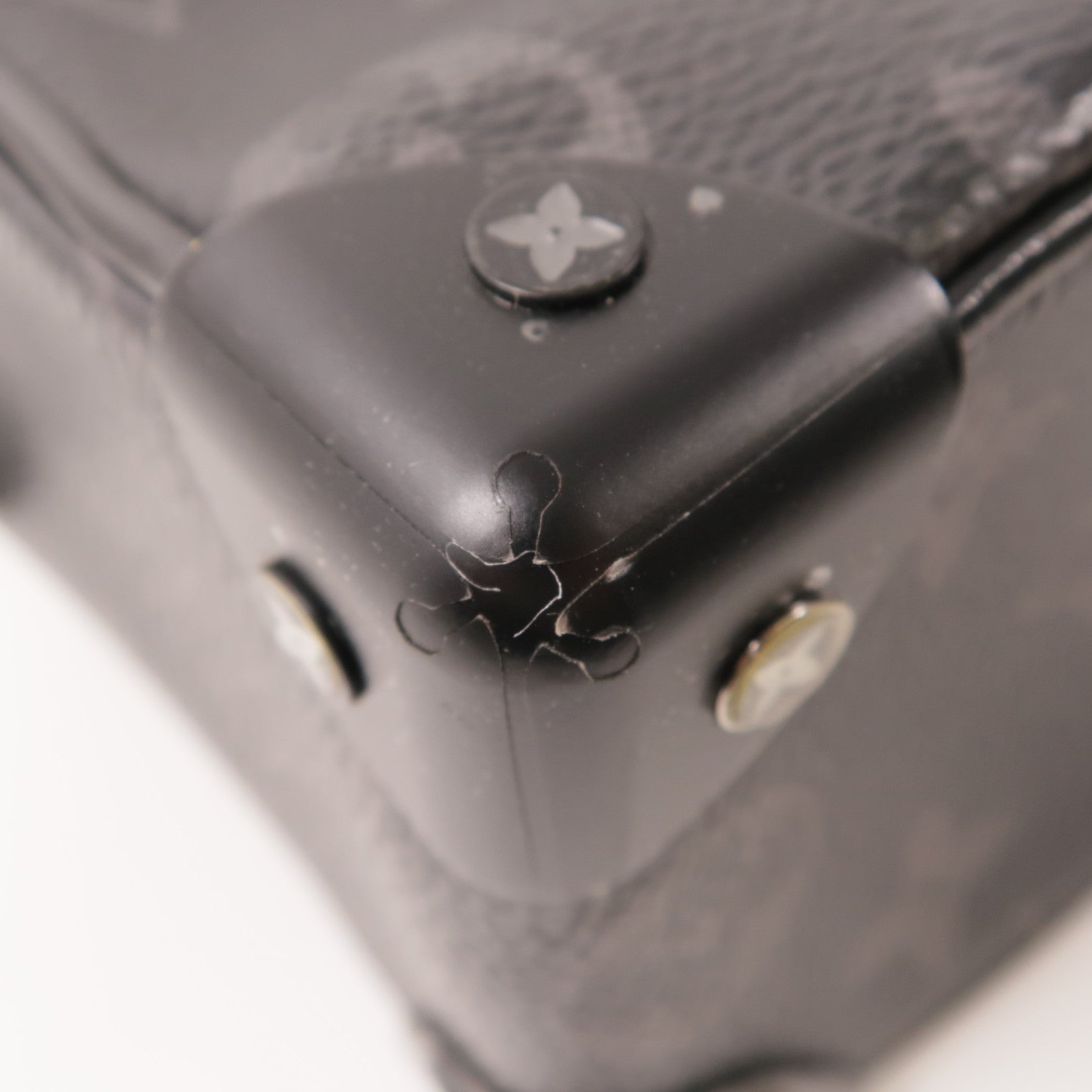 LOUIS VUITTON Monogram Eclipse Mini Soft Trunk肩背袋