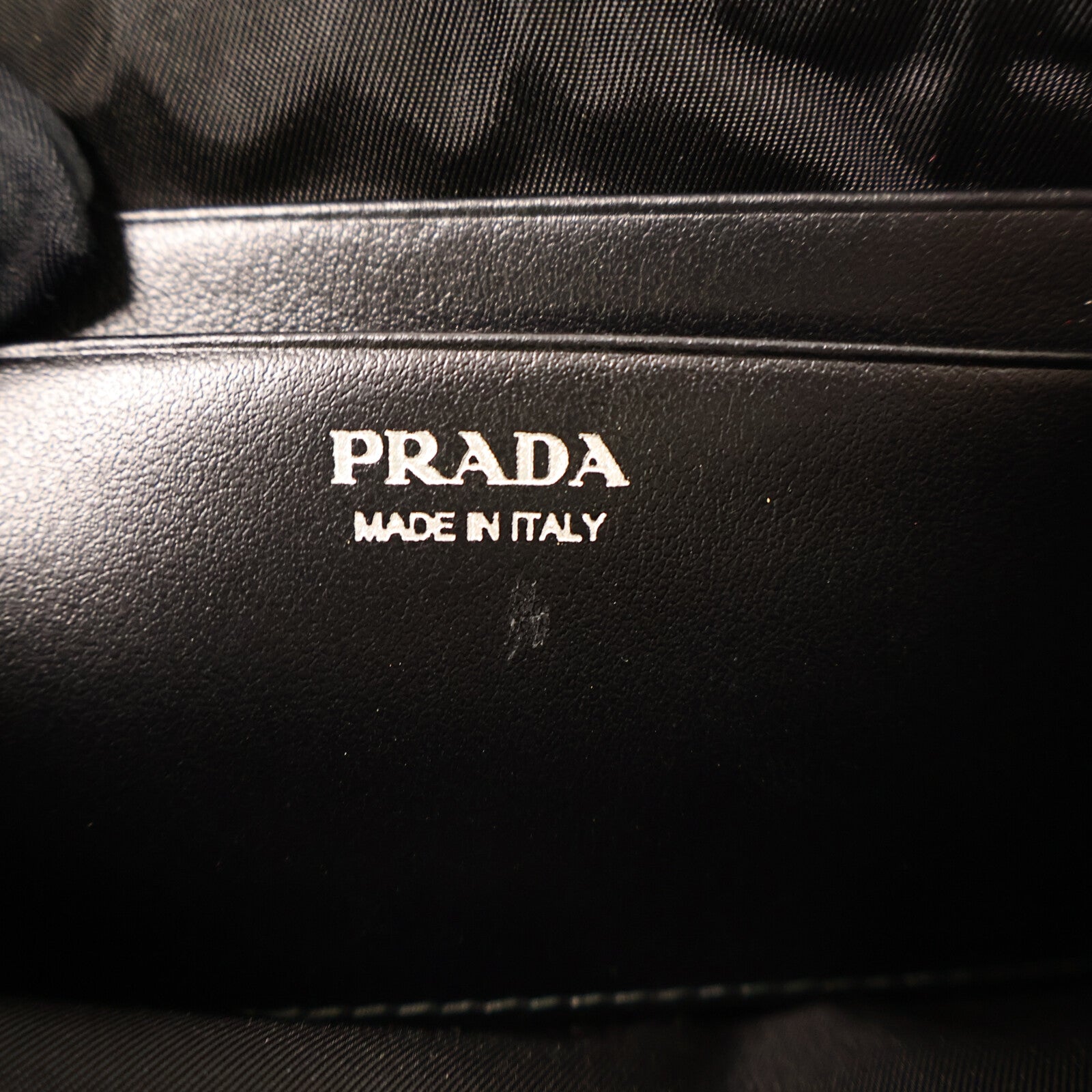 PRADA 尼龍Tessuto Pocket鏈帶肩背袋