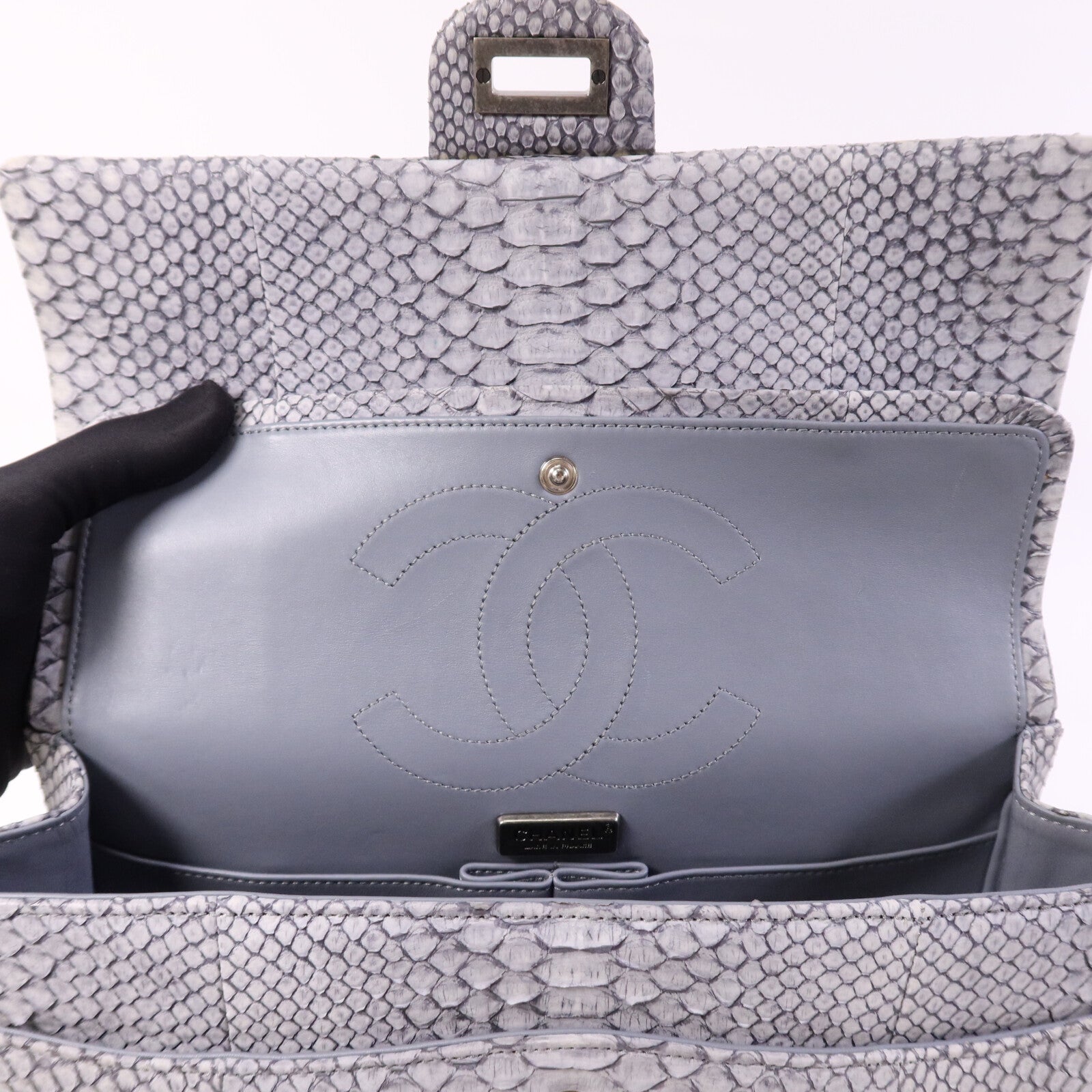 CHANEL 蛇皮皮革2.55銀扣鏈帶肩背袋