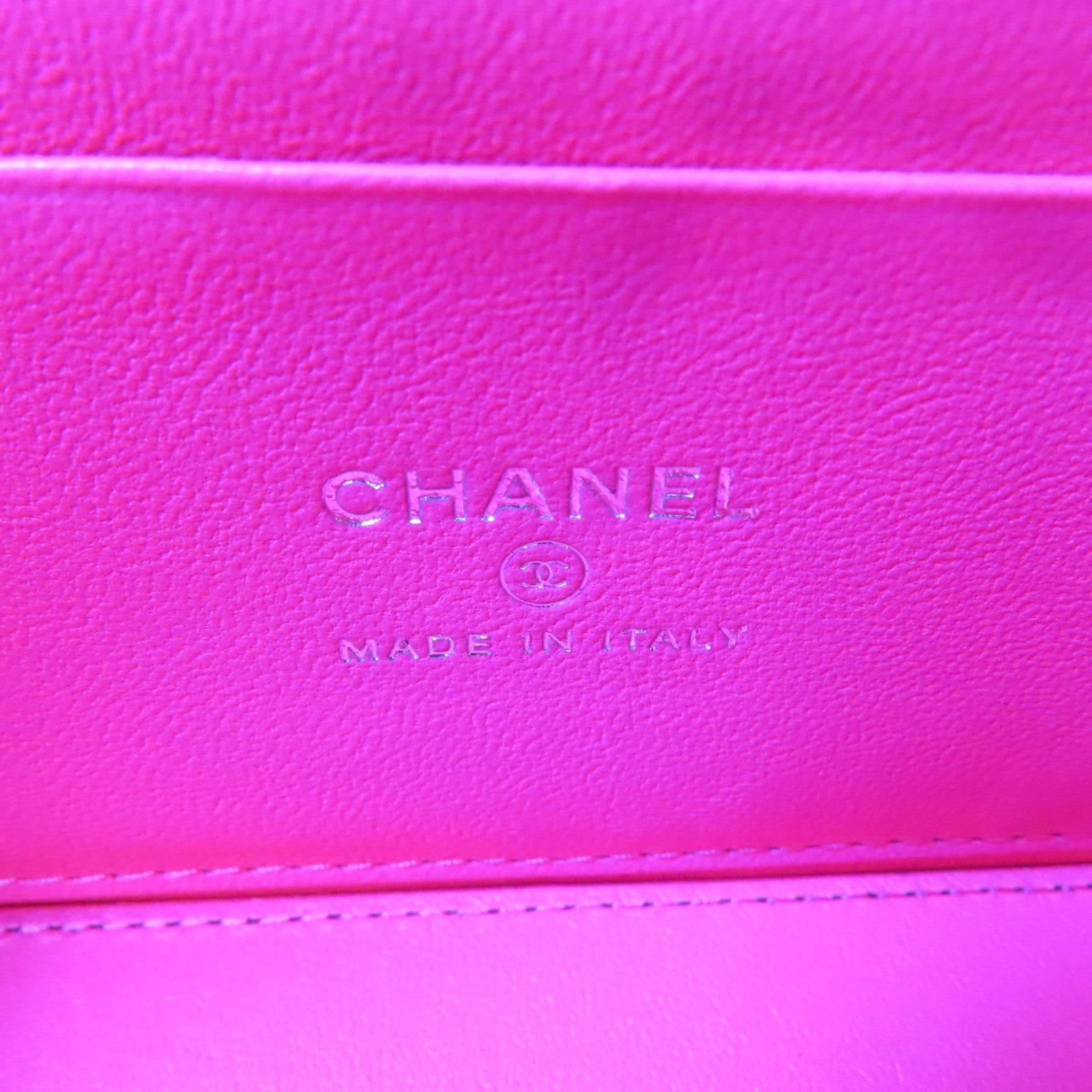CHANEL 【激減優惠】菱格羊皮皮革Clutch with Chain銀扣鏈帶手挽肩背兩用袋粉紅色