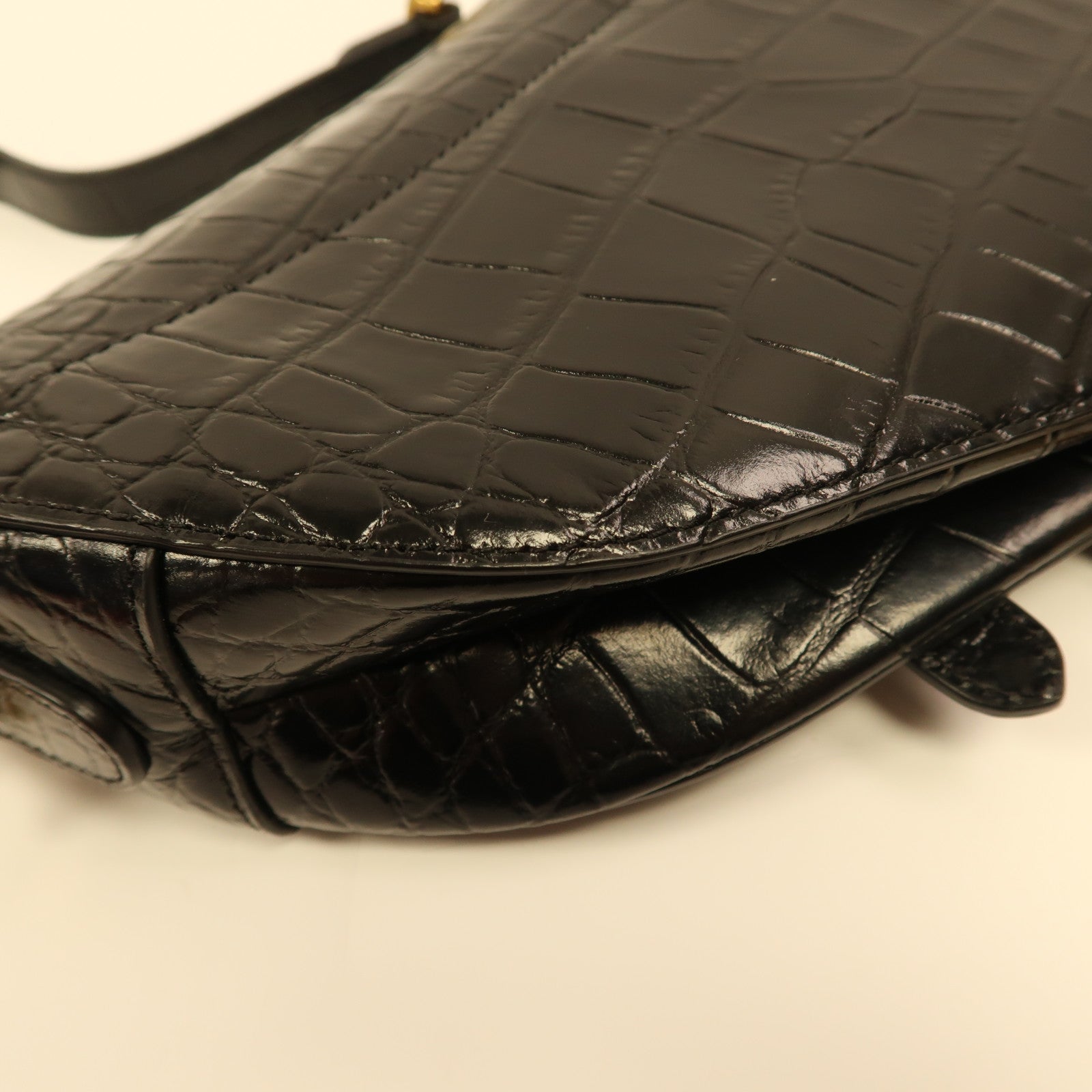 Dior Alligator皮革Saddle Bag金扣肩背袋黑色