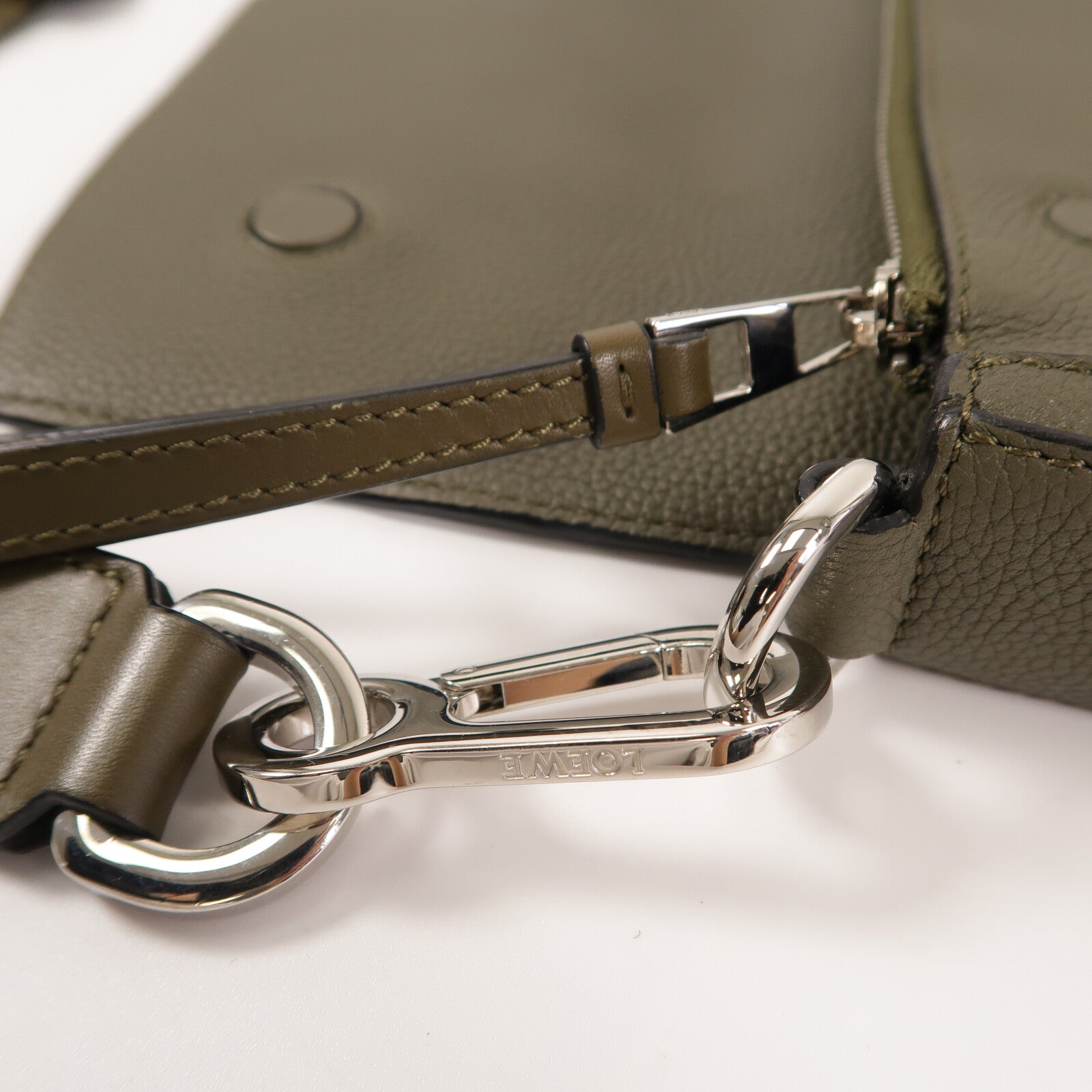 LOEWE 牛皮皮革Puzzle Messenger Bag肩背袋