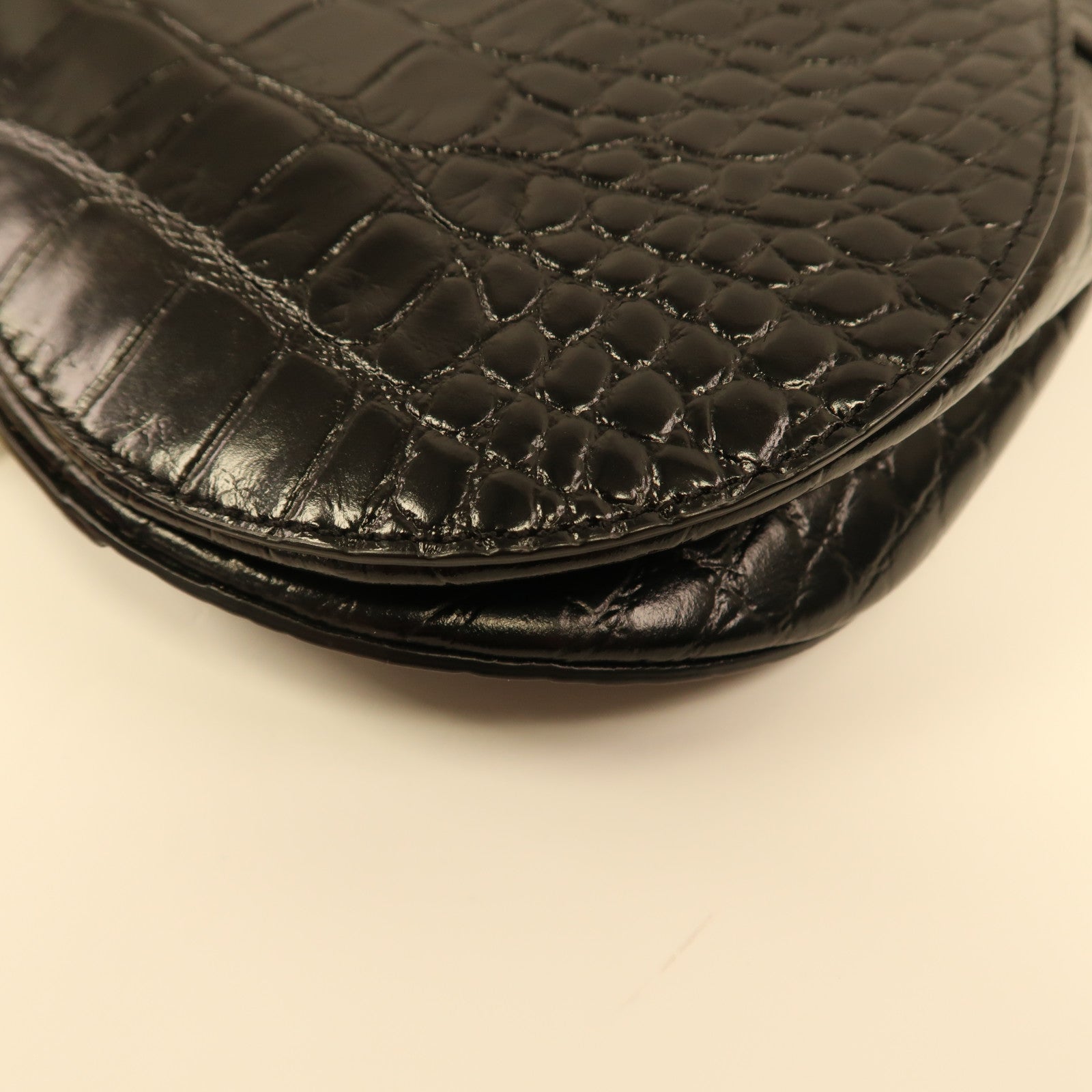 Dior Alligator皮革Saddle Bag金扣肩背袋黑色
