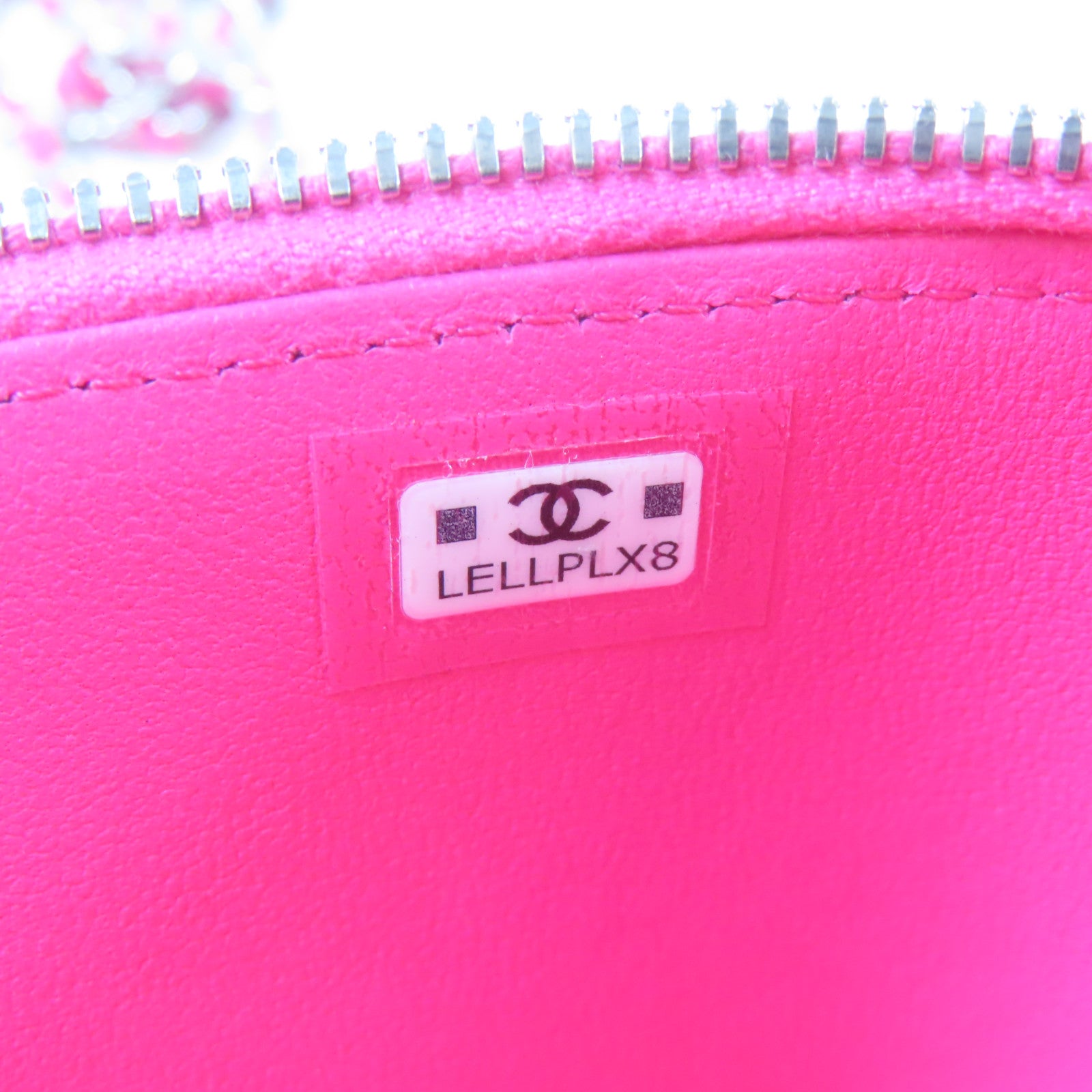 CHANEL 【激減優惠】菱格羊皮皮革Clutch with Chain銀扣鏈帶手挽肩背兩用袋粉紅色