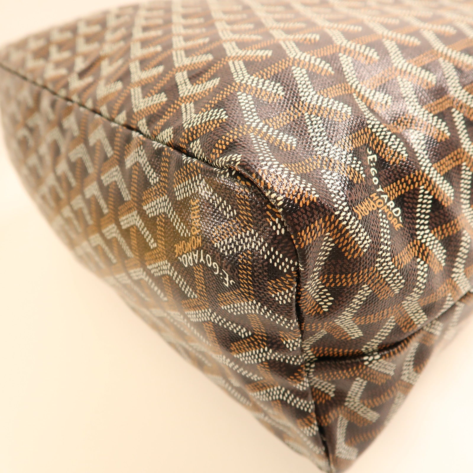 GOYARD 塗層帆布Hobo Bag銀扣肩背袋