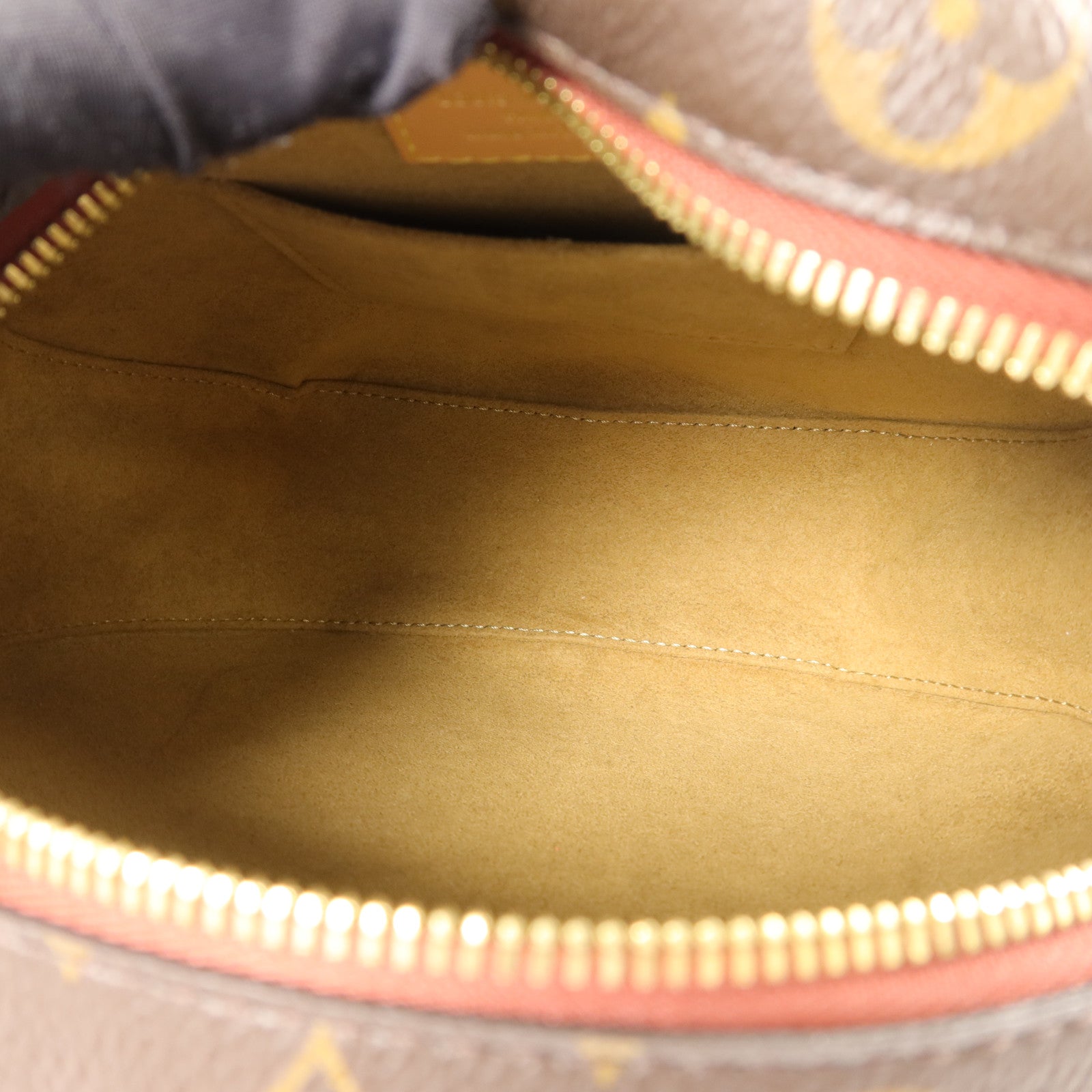 LOUIS VUITTON Monogram Boite Chapeau Souple肩背袋