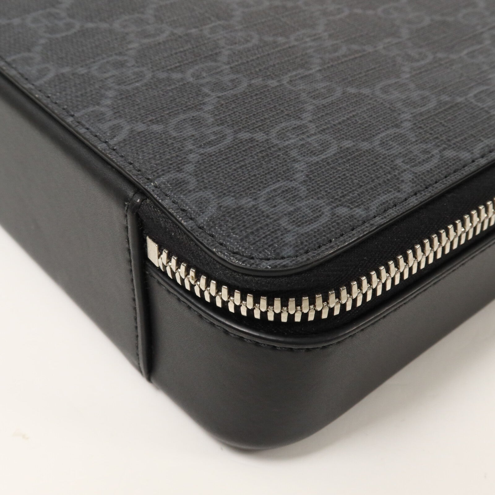 GUCCI 塗層帆布GG Supreme Mini肩背袋