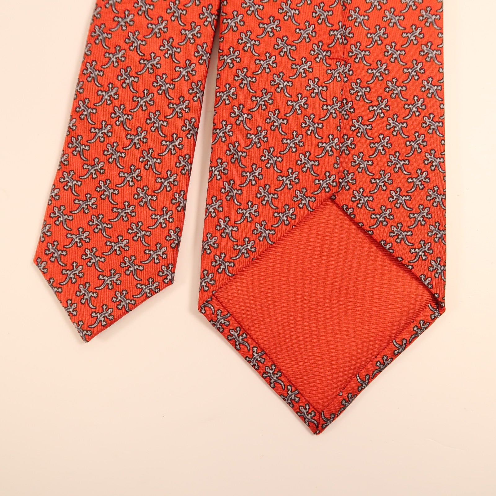 HERMES 絲質Tie領帶紅色