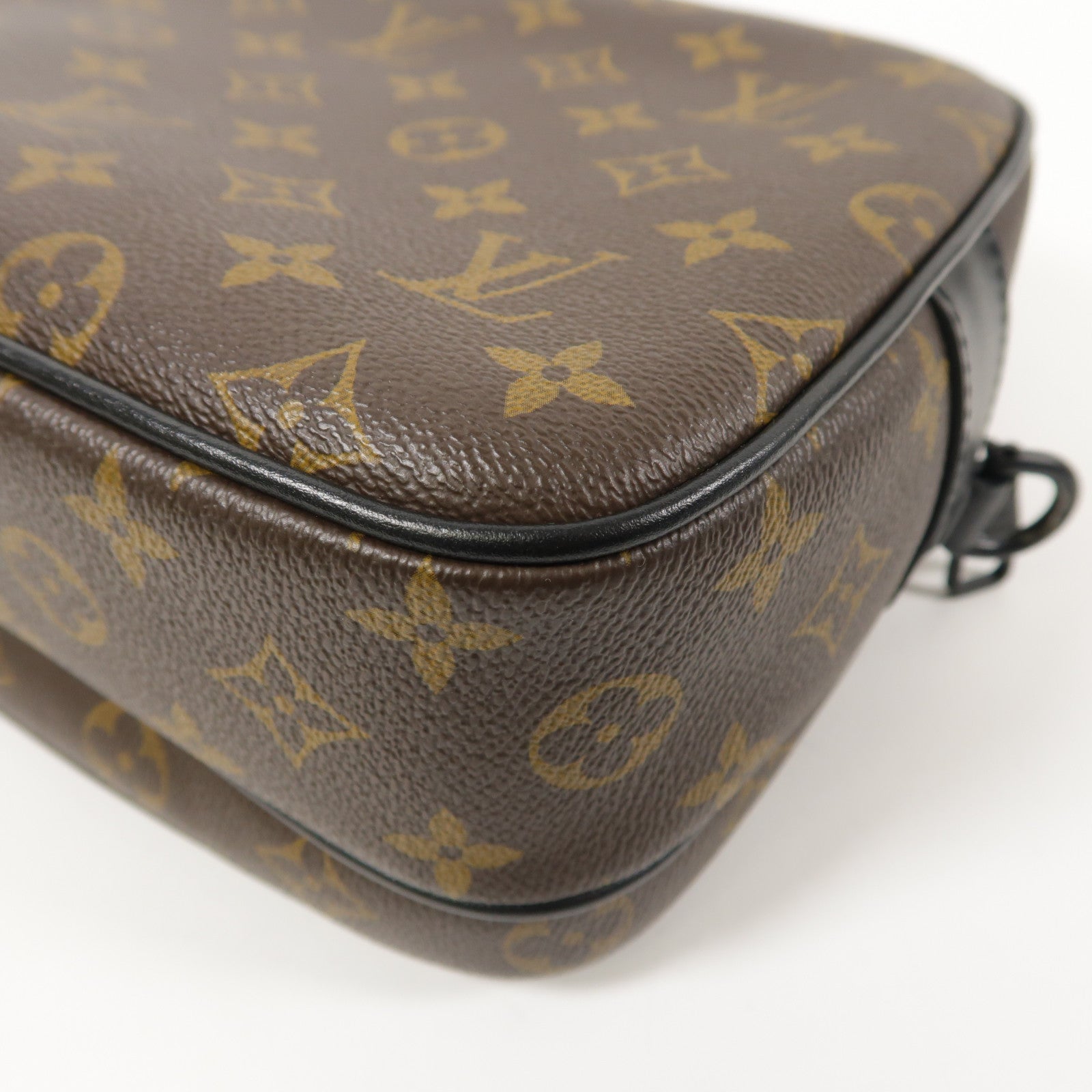 LOUIS VUITTON Monogram S Lock Messenger手挽肩背兩用袋