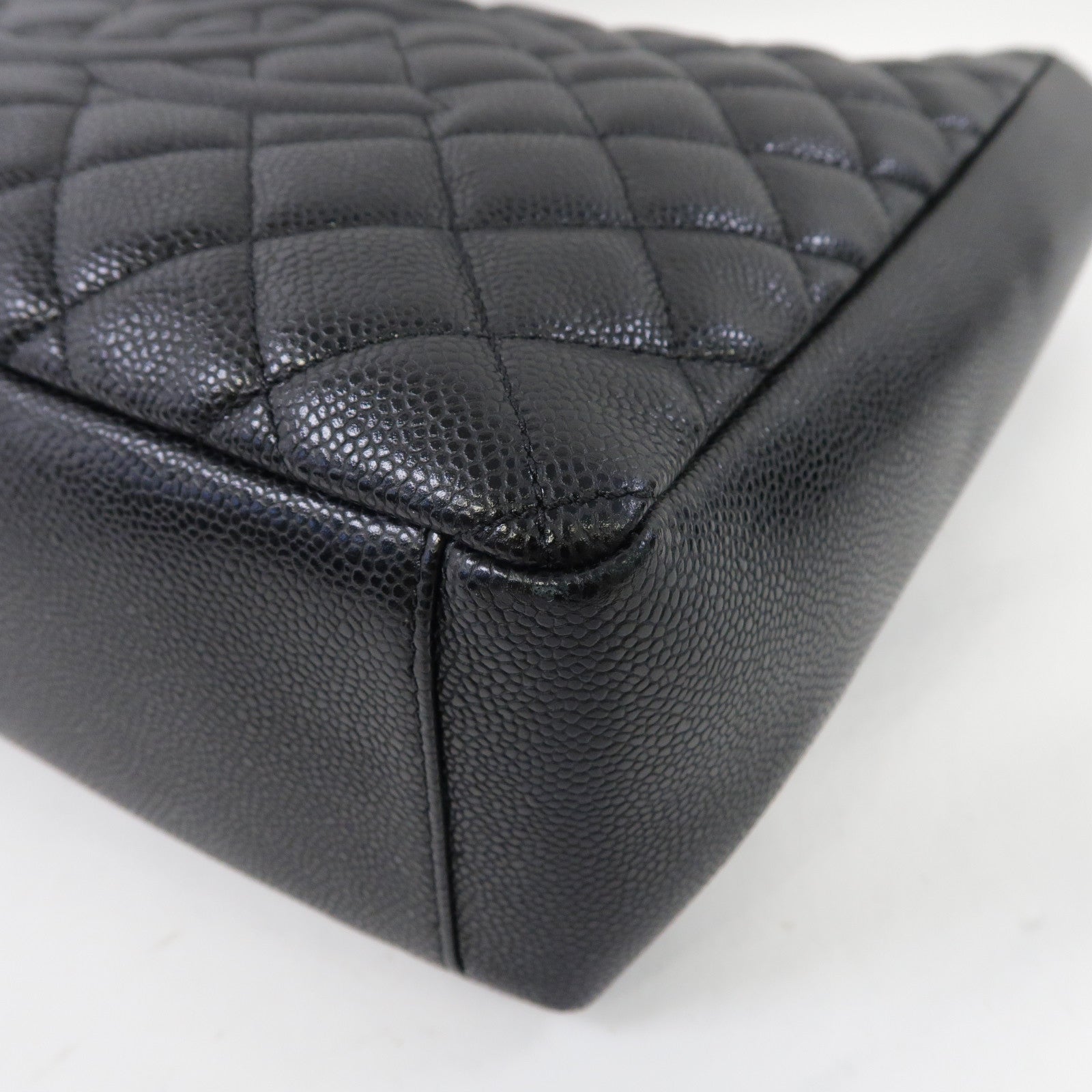 CHANEL 菱格Caviar皮革PST Petite Shopping Tote Bag 金扣肩背袋黑色