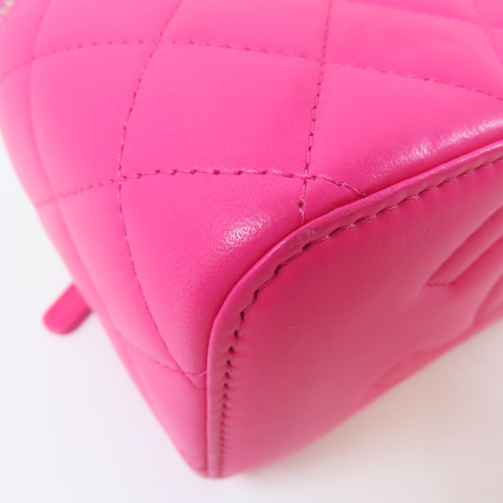 CHANEL 【激減優惠】菱格羊皮皮革Clutch with Chain銀扣鏈帶手挽肩背兩用袋粉紅色
