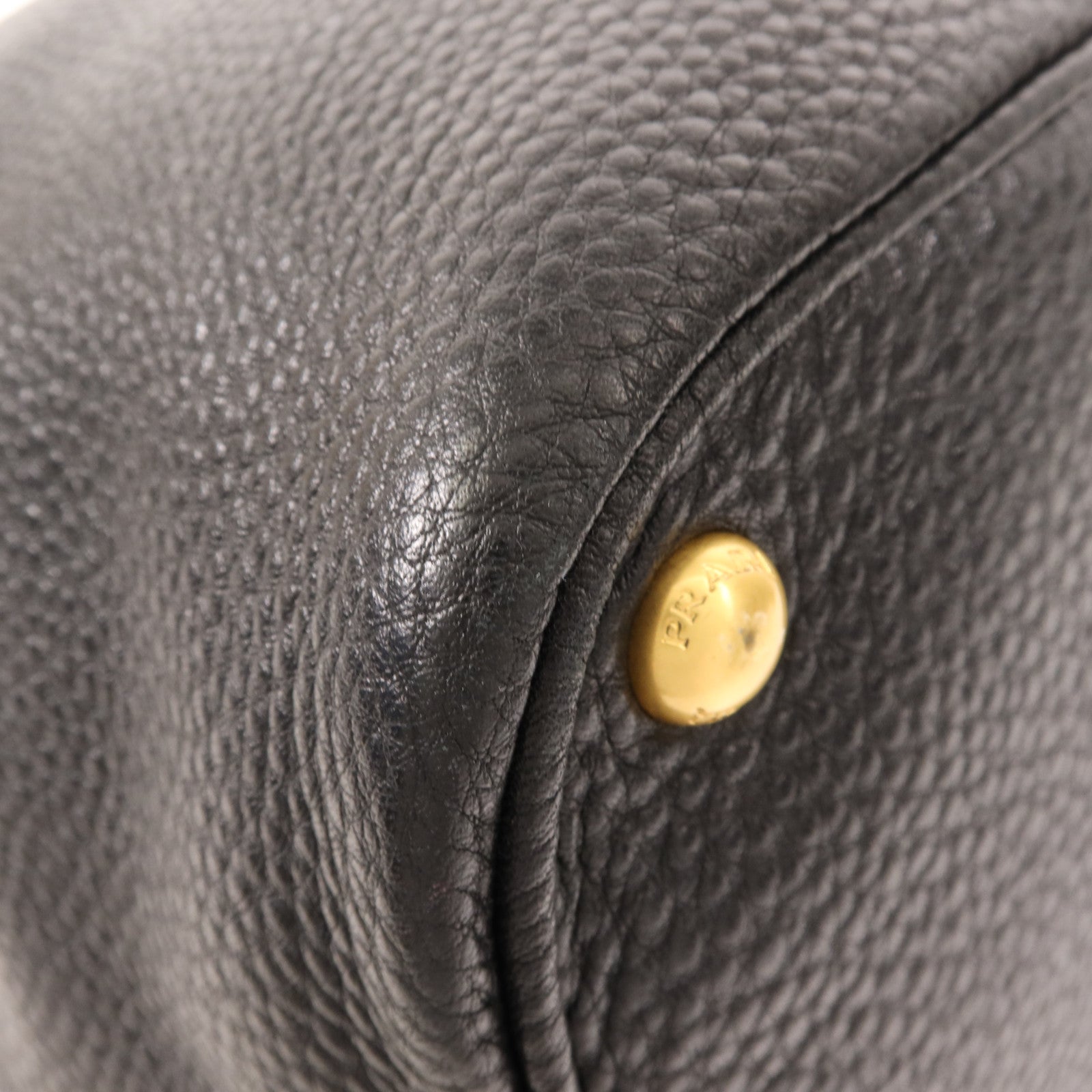PRADA 牛皮皮革Tote Bag金扣手挽袋