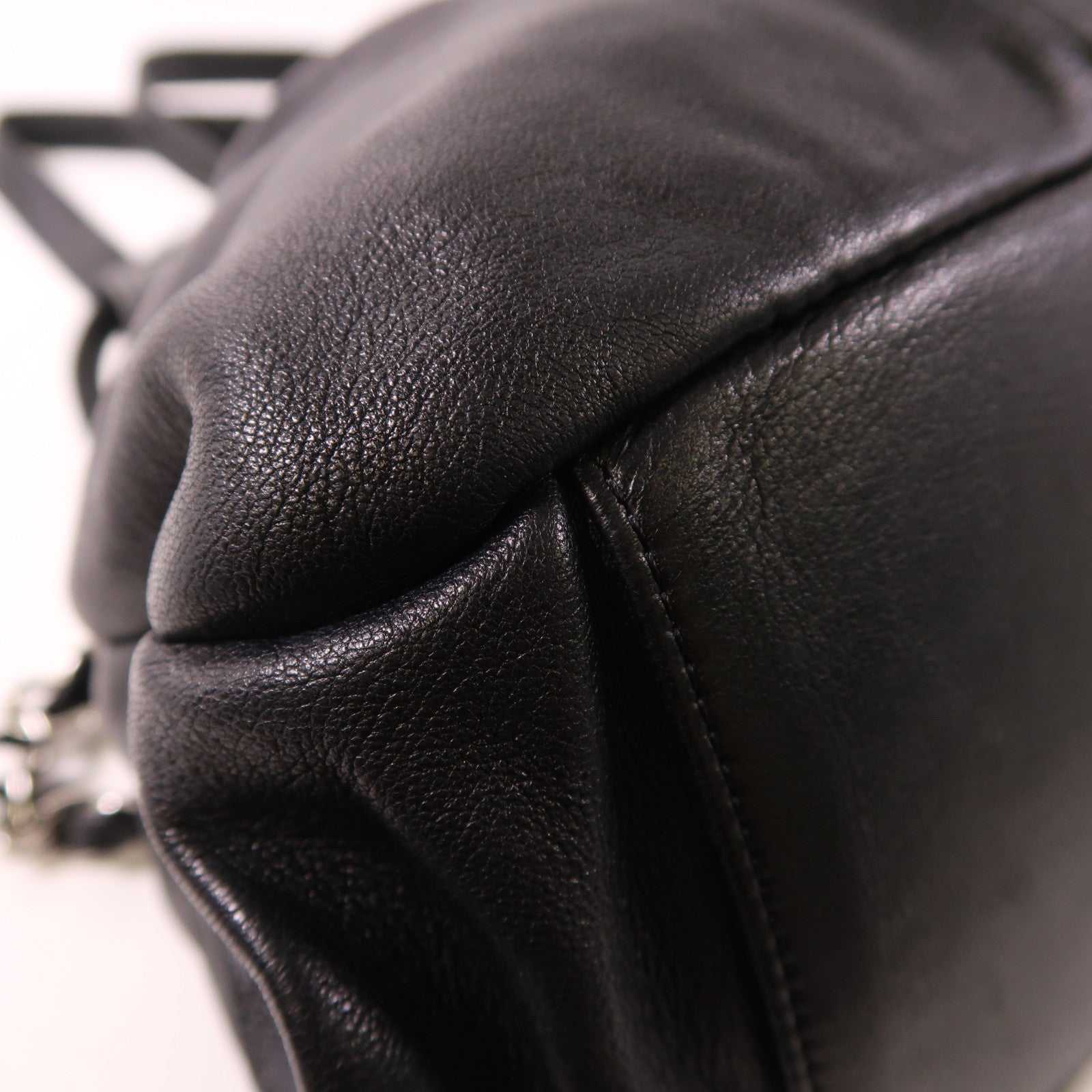 CHANEL 羊皮皮革Shoulder Bag銀扣肩背袋