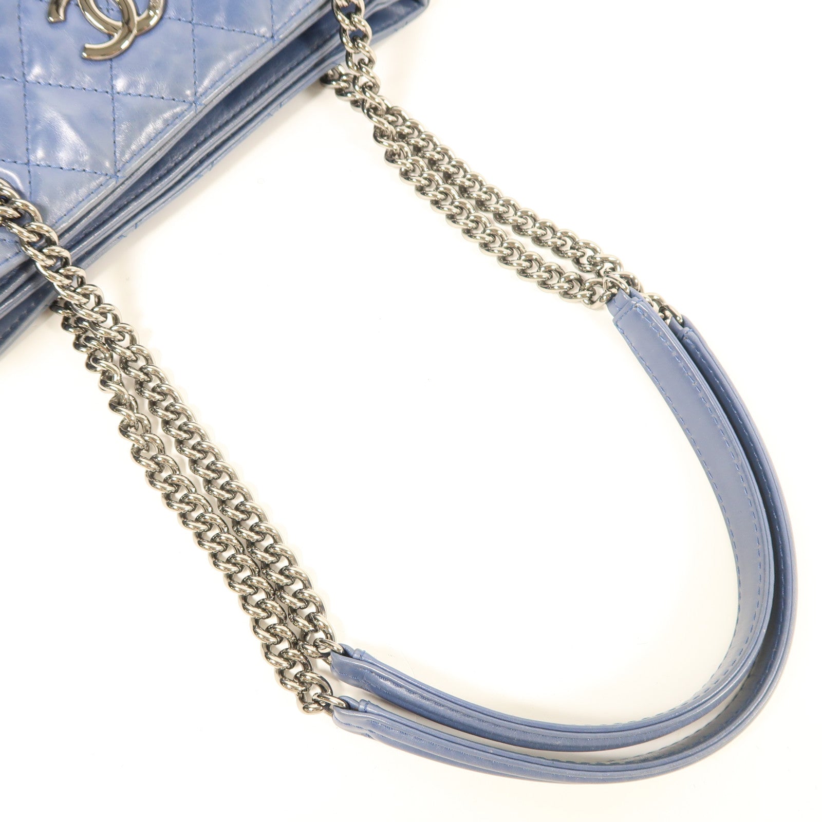 CHANEL 牛皮皮革Shoulder Bag銀扣肩背袋