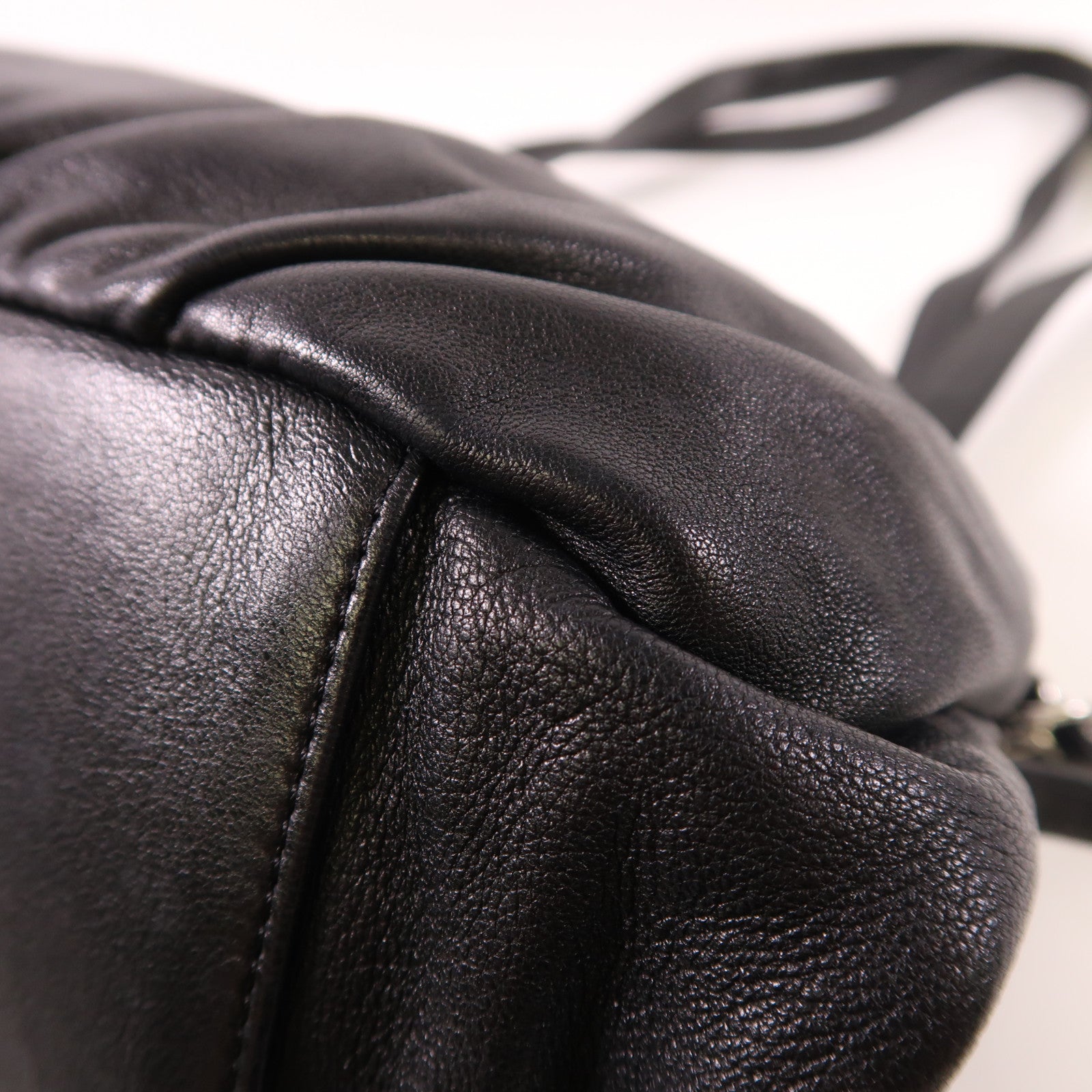 CHANEL 羊皮皮革Shoulder Bag銀扣肩背袋