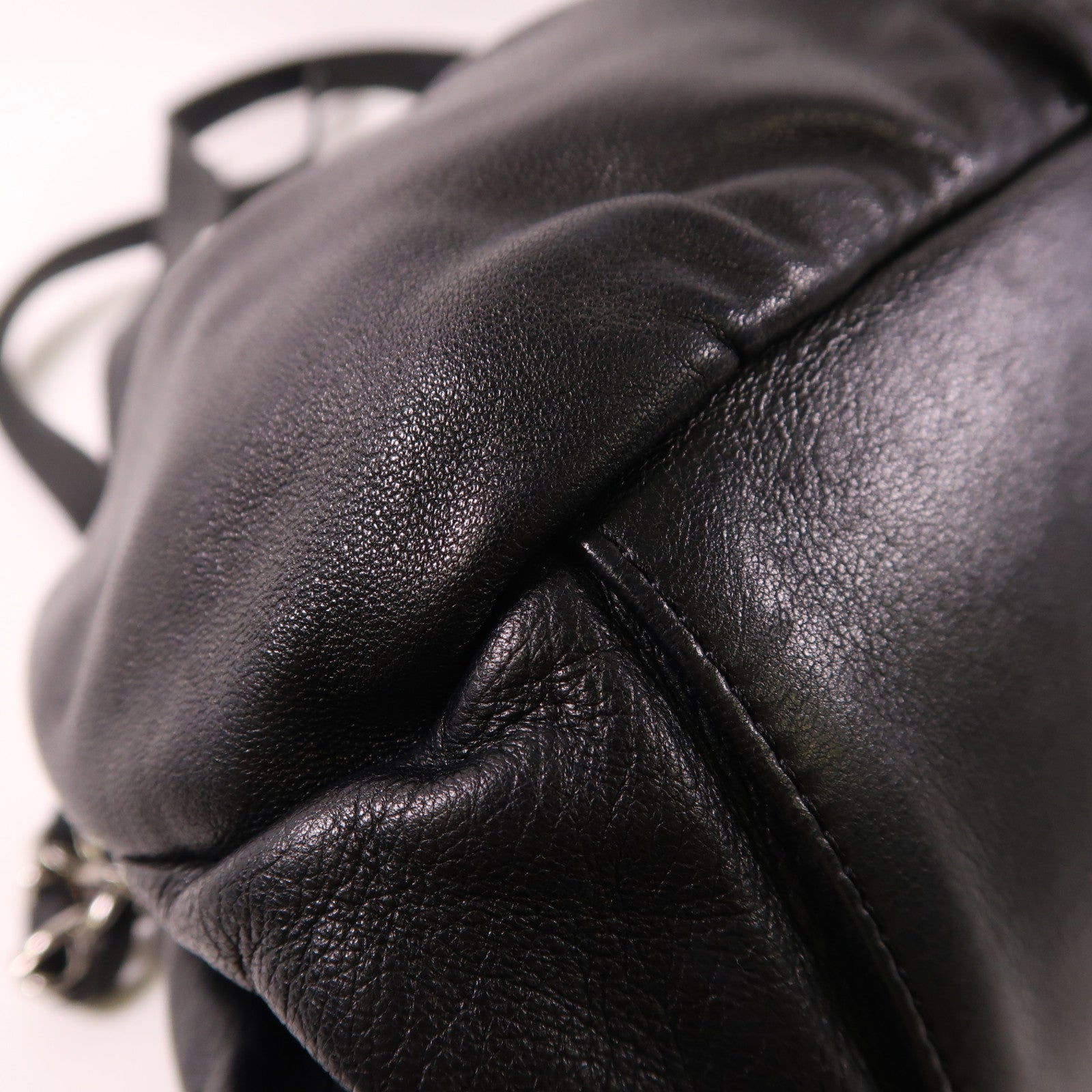 CHANEL 羊皮皮革Shoulder Bag銀扣肩背袋