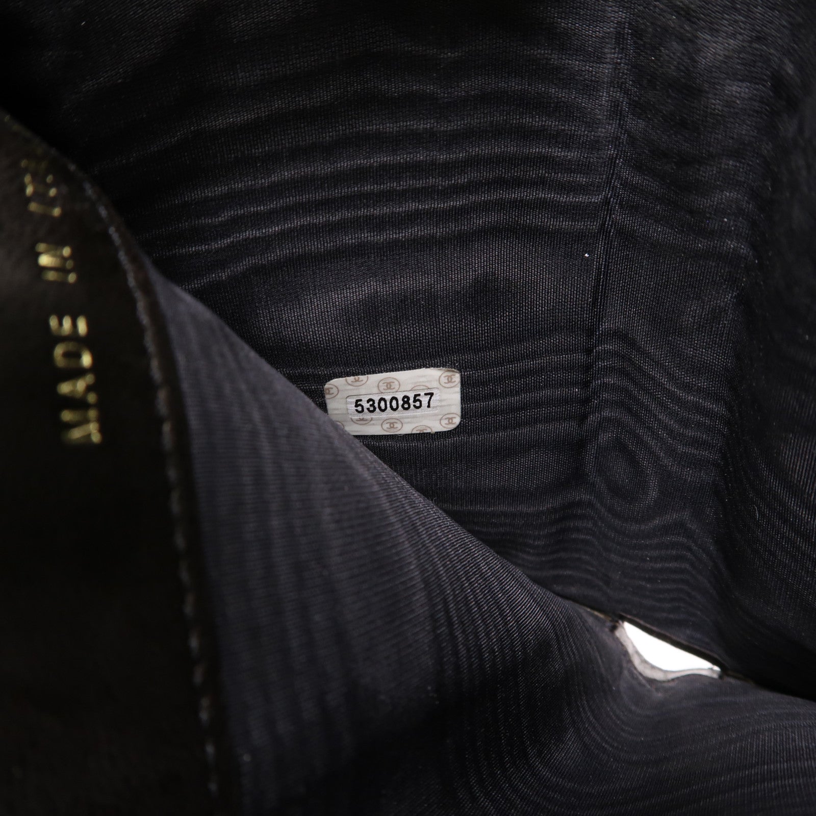 CHANEL 牛皮皮革Wallet金扣長錢包黑色