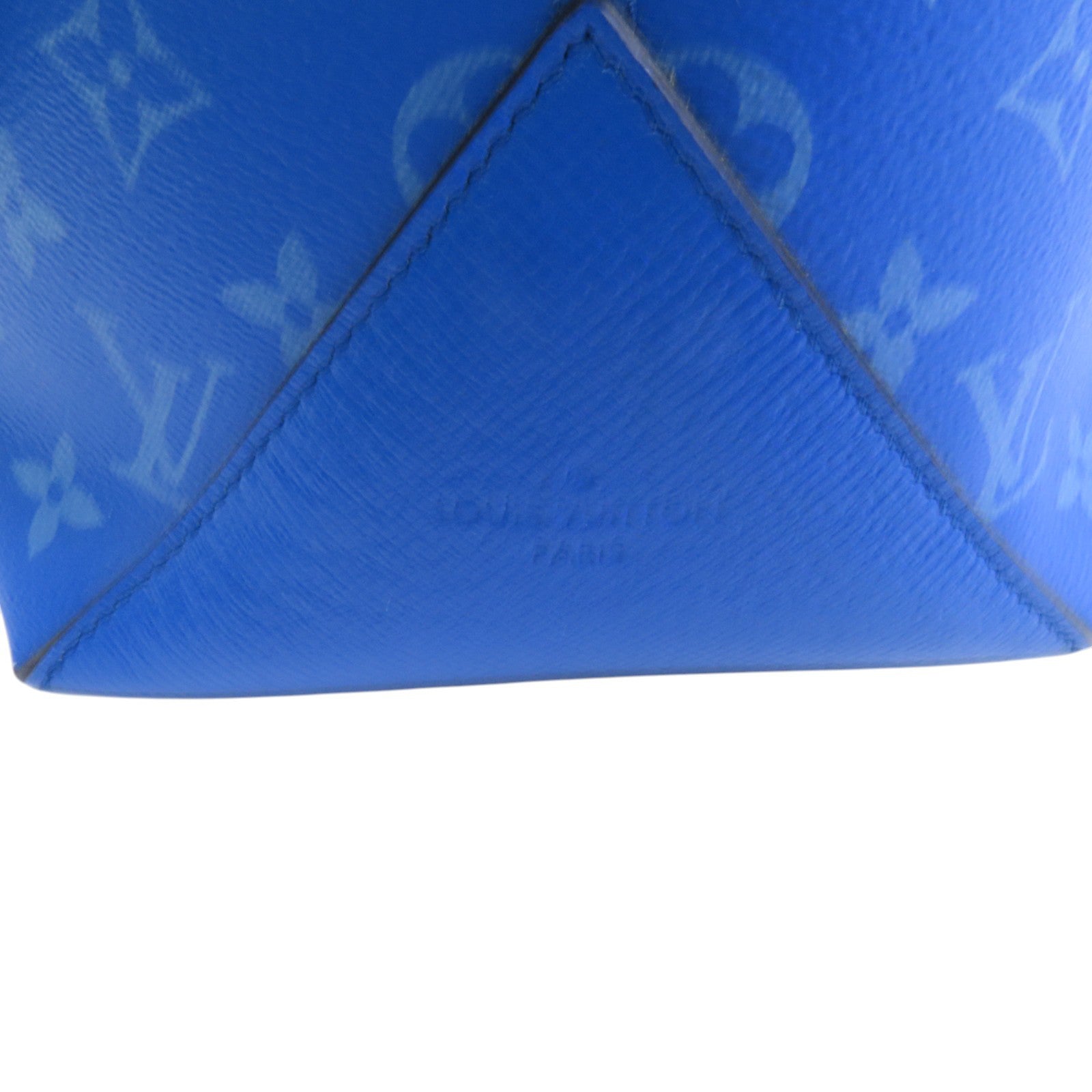 LOUIS VUITTON LVSHW Taigalama Weekend Tote Bag Shoulder Bag M31010 Monogram Blue