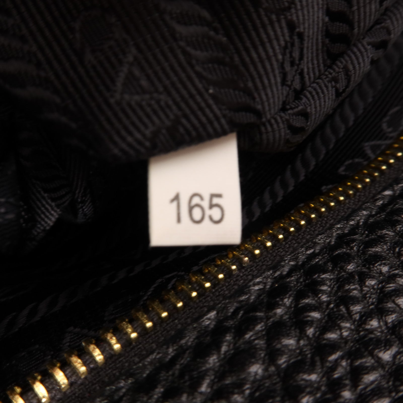 PRADA 牛皮皮革Tote Bag金扣手挽袋