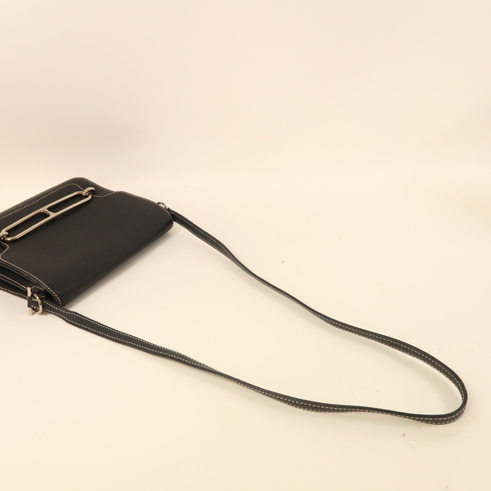 HERMES Clemence皮革Roulis 23肩背袋黑色