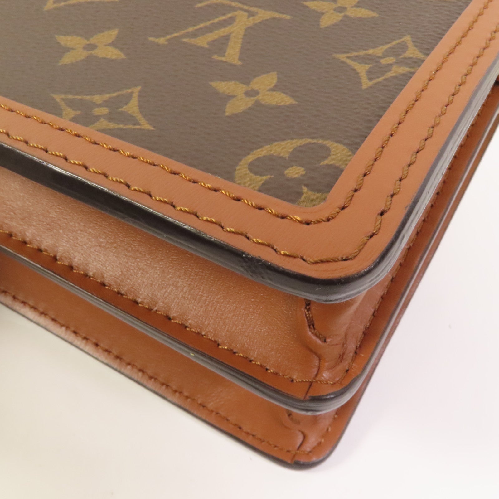 LOUIS VUITTON Monogram Reverse Mini Dauphine肩背袋