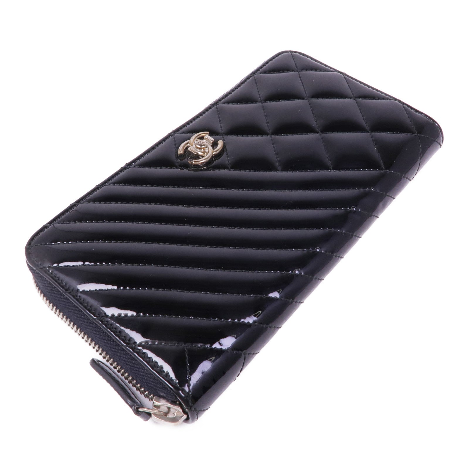 CHANEL 漆皮皮革Round Long Wallet銀扣長錢包
