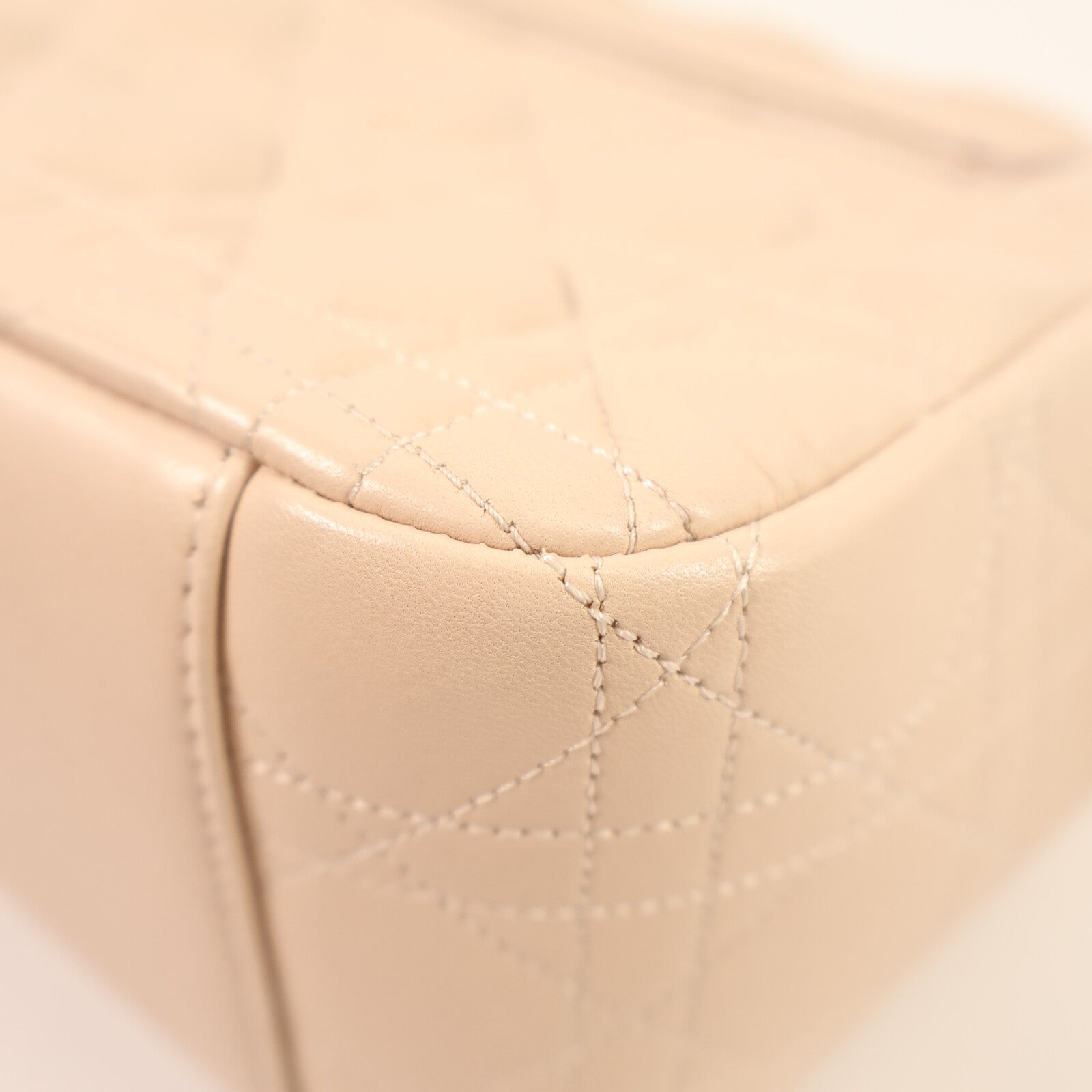 Dior 羊皮皮革Miss Dior Medium Flap Bag鏈帶肩背袋
