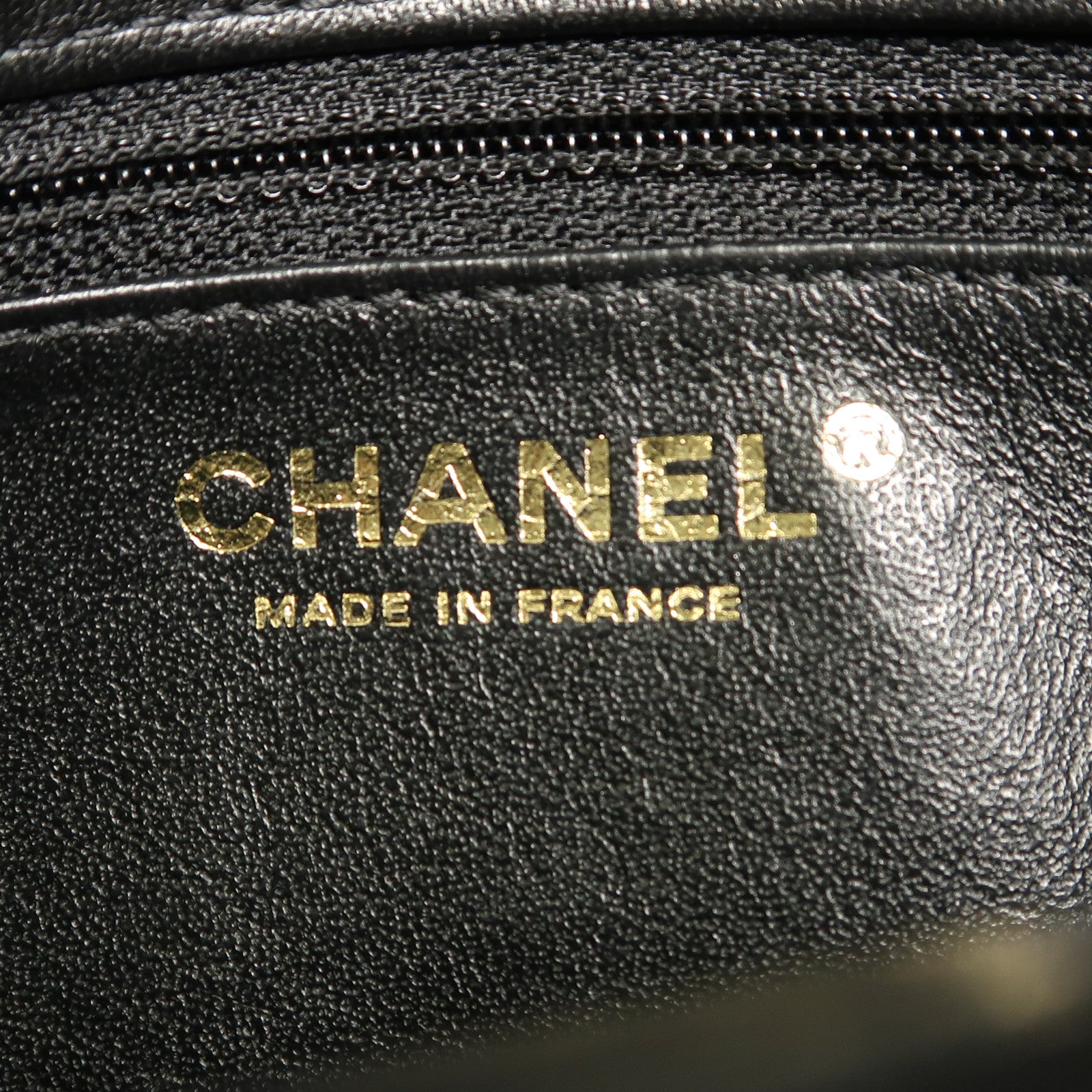 CHANEL 羊皮皮革Shoulder Bag金扣鏈帶肩背袋