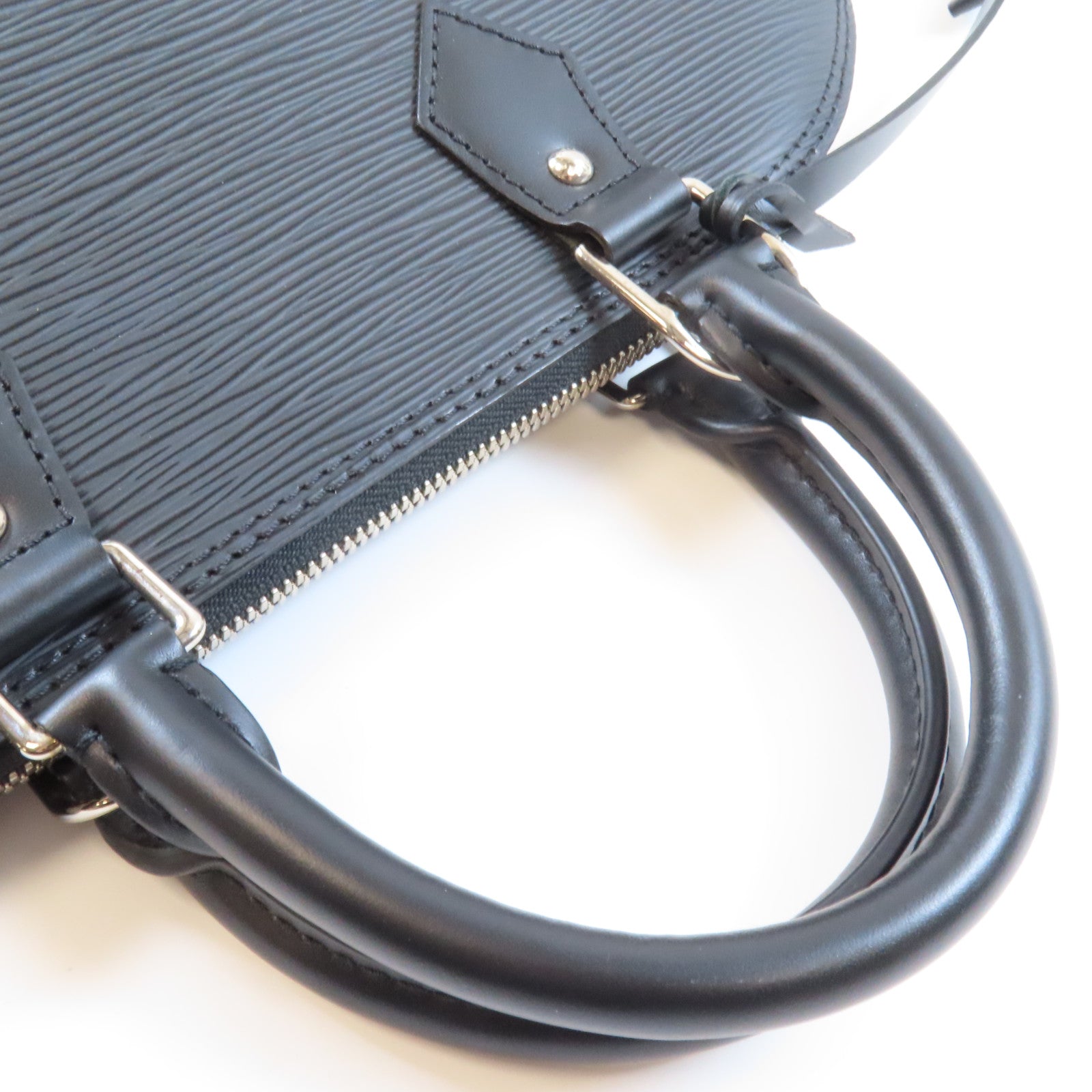 LOUIS VUITTON Epi Alma PM銀扣手挽袋黑色