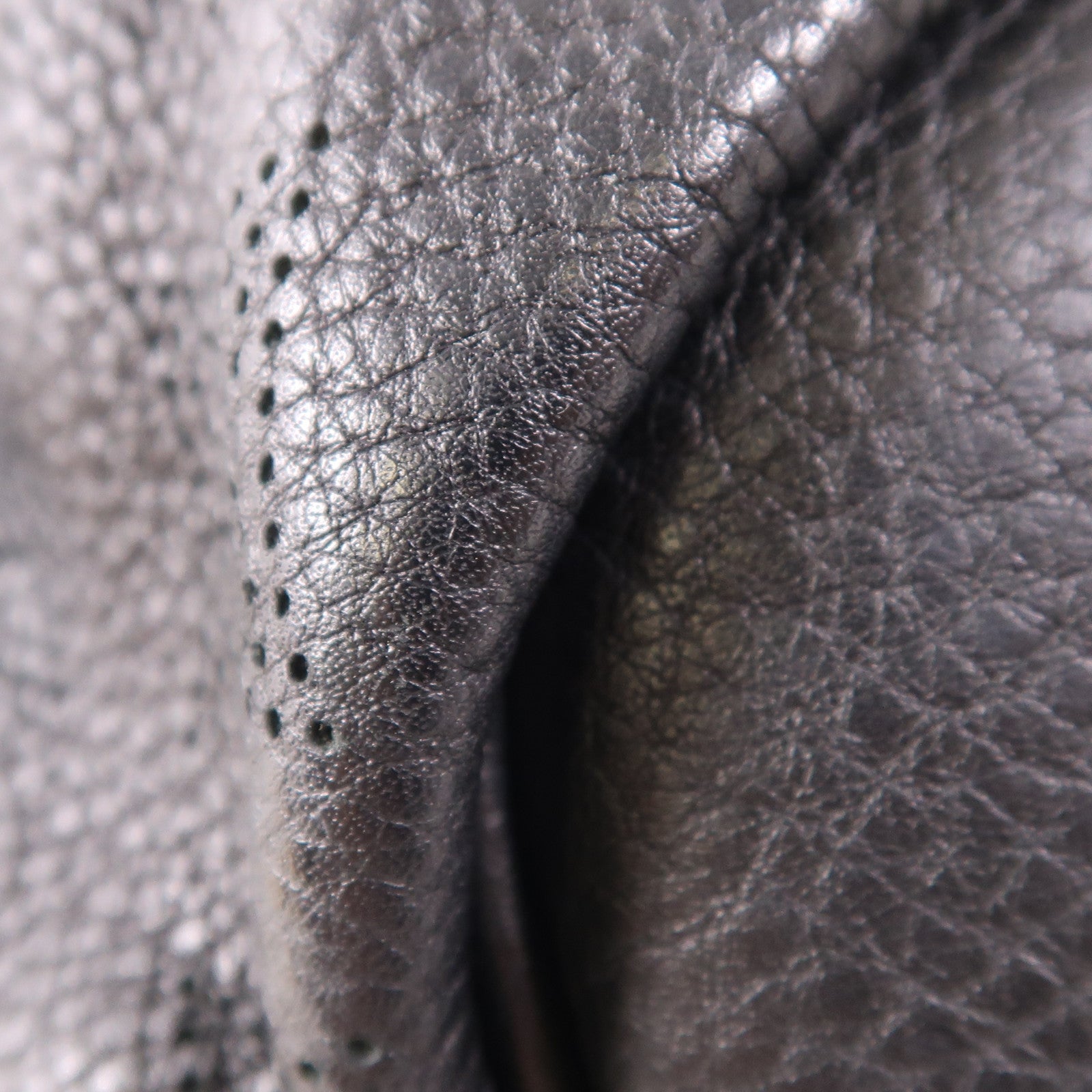 LOUIS VUITTON 【激減優惠】牛皮皮革XS金扣肩背袋