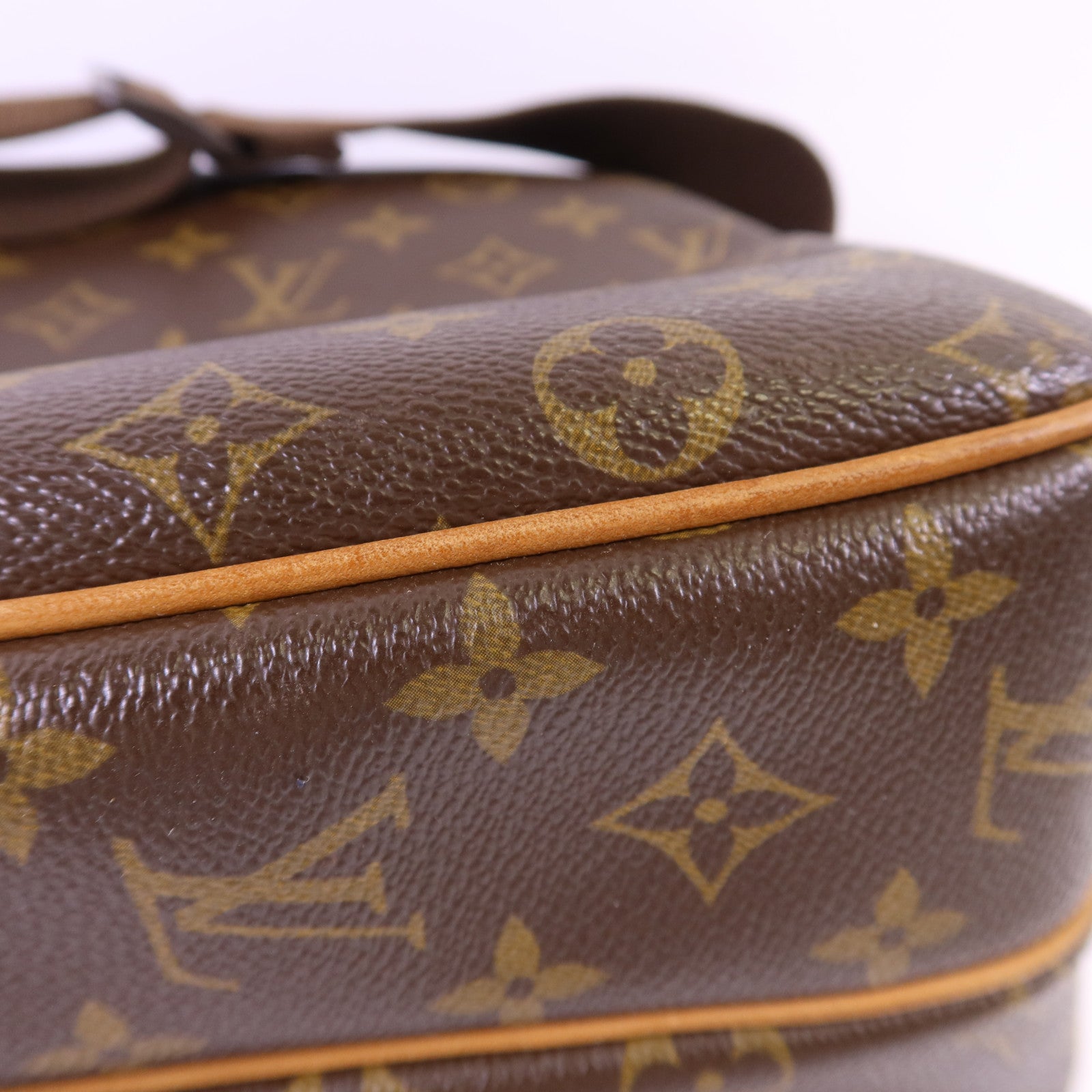 LOUIS VUITTON Monogram Reporter GM金扣肩背袋