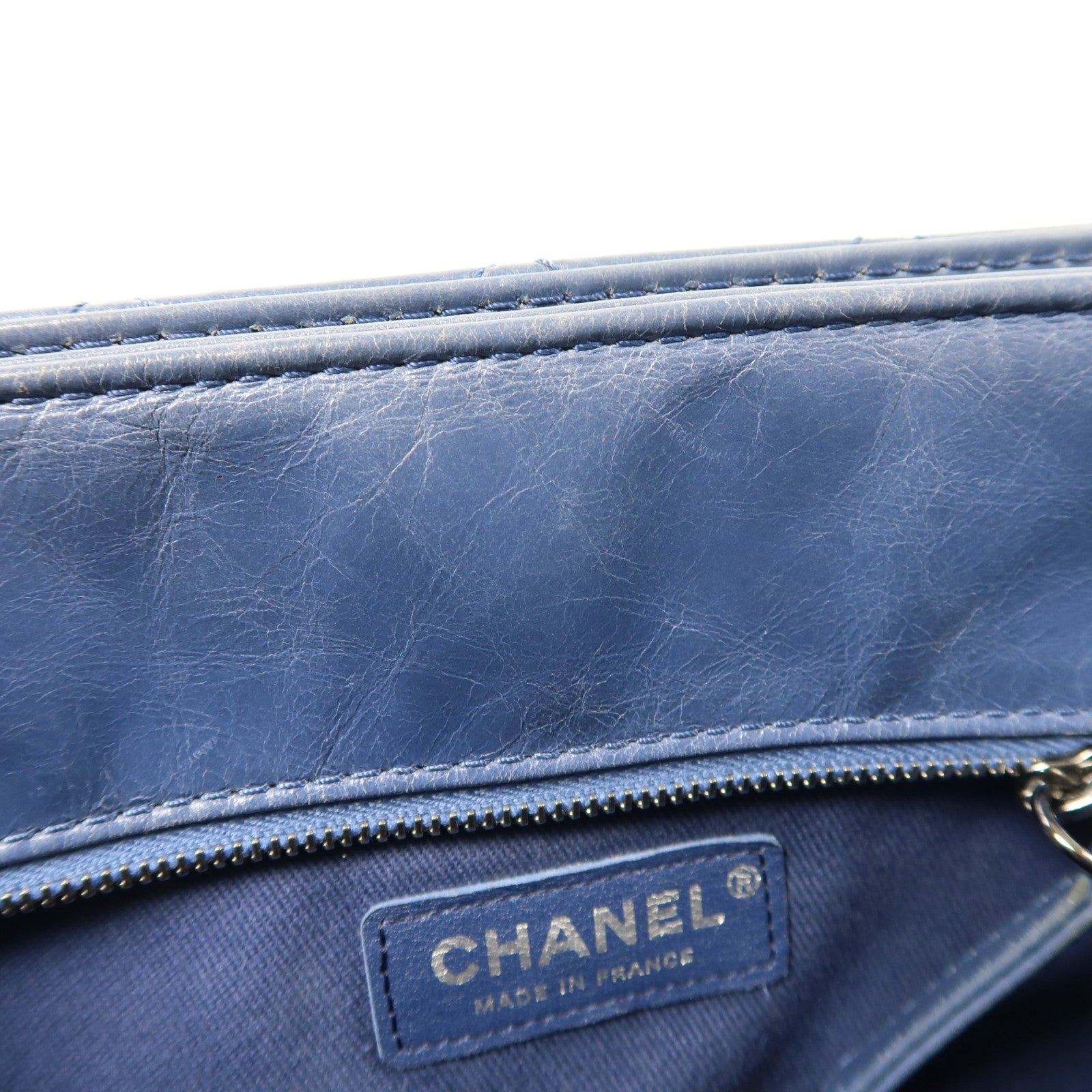 CHANEL 牛皮皮革Shoulder Bag銀扣肩背袋