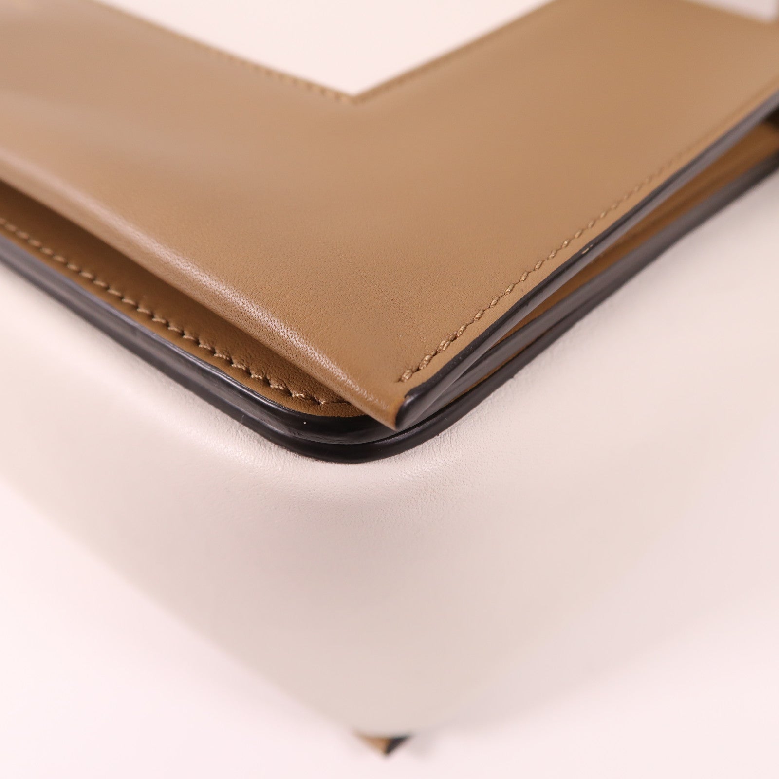 CELINE 牛皮皮革Frame Bag金扣肩背袋