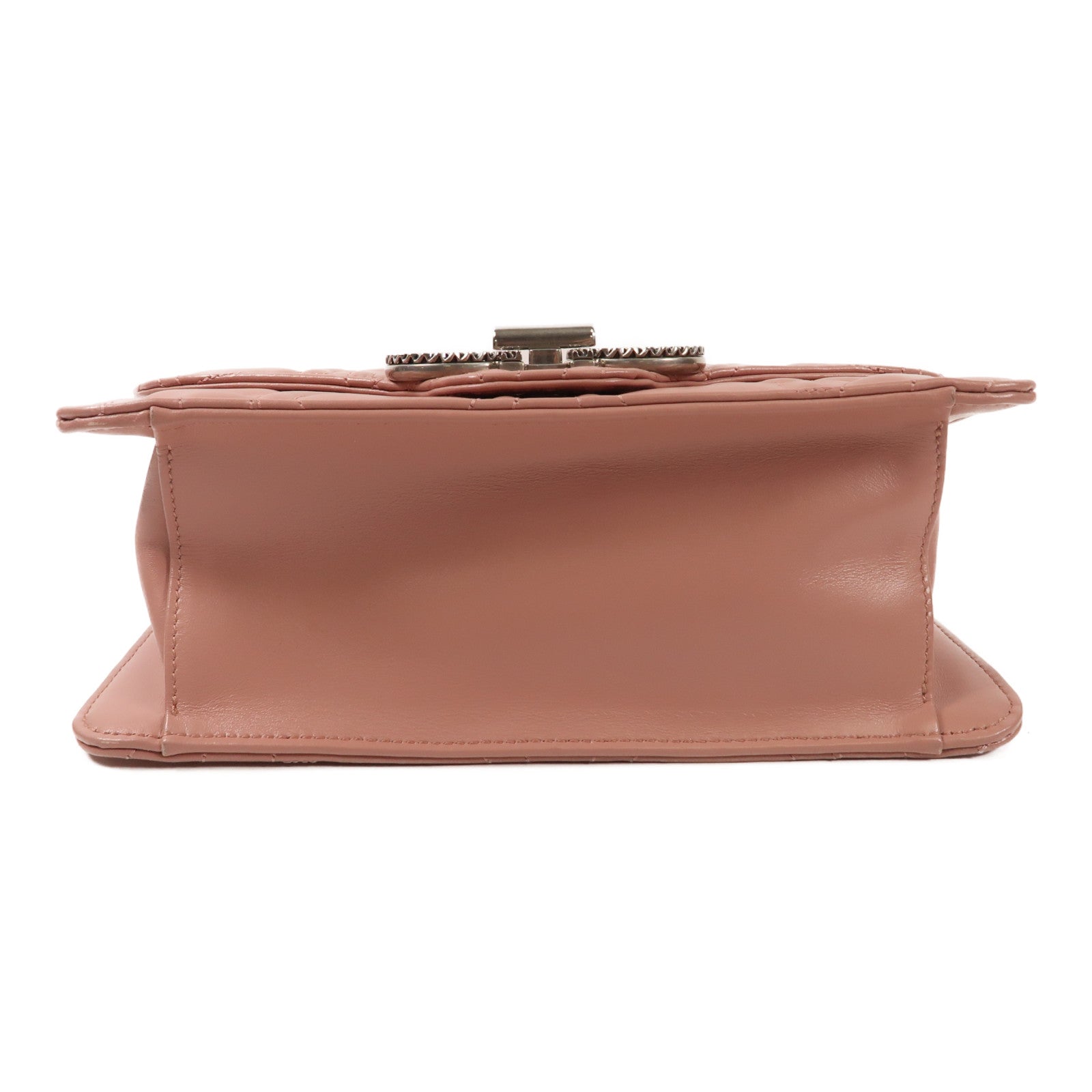 Salvatore Ferragamo 牛皮皮革Chain Shoulder銀扣鏈帶肩背袋