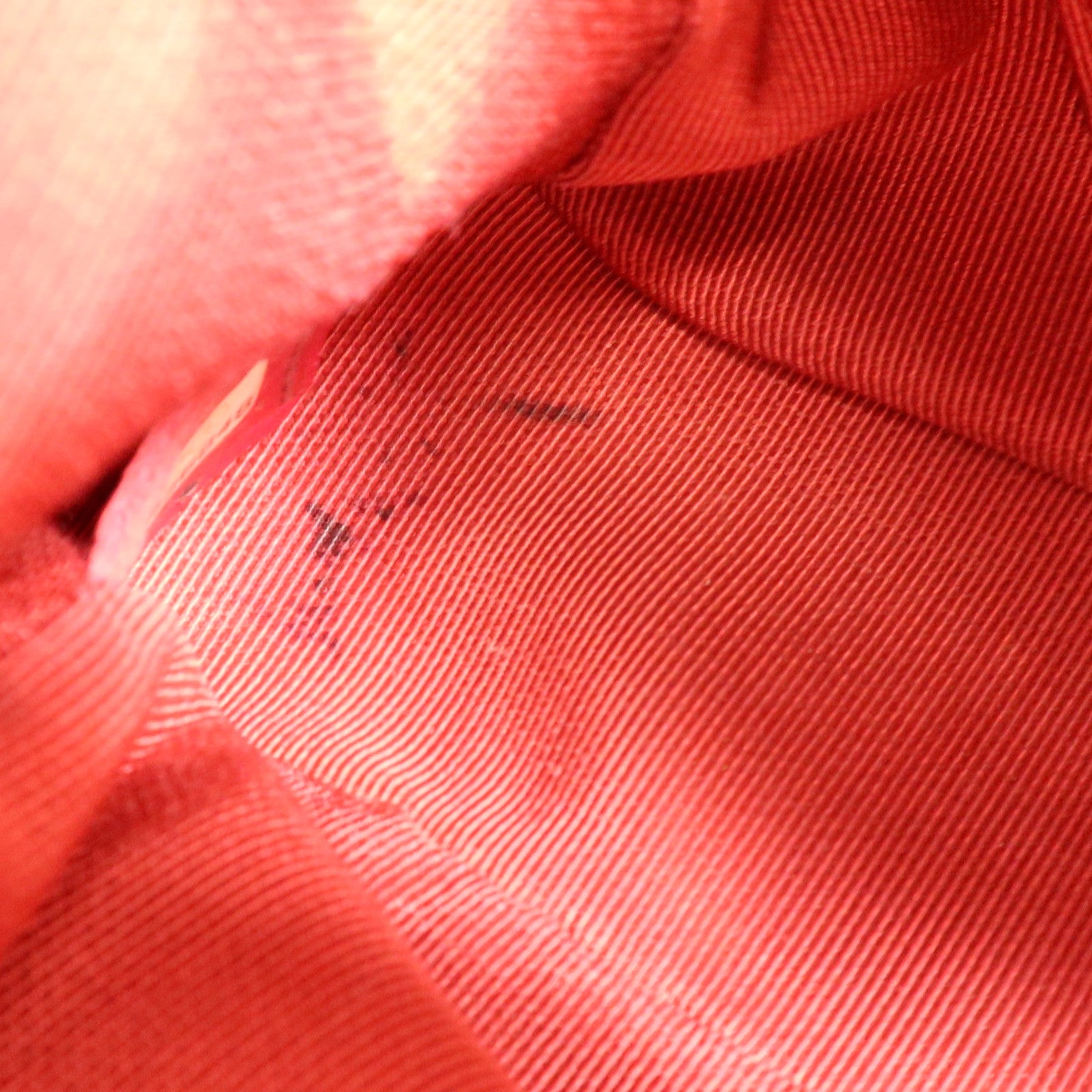 CHANEL 羊皮皮革Chain Shoulder Bag金扣鏈帶肩背袋