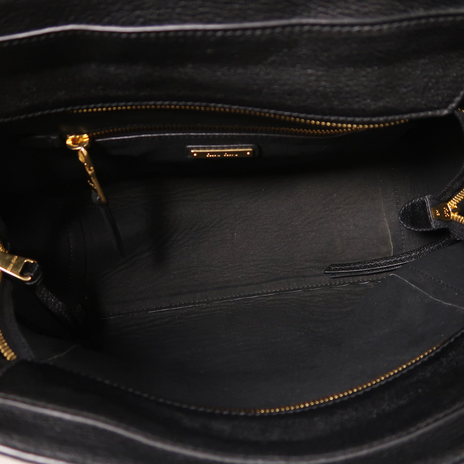 Miu Miu 牛皮皮革2 Way Shoulder金扣肩背袋