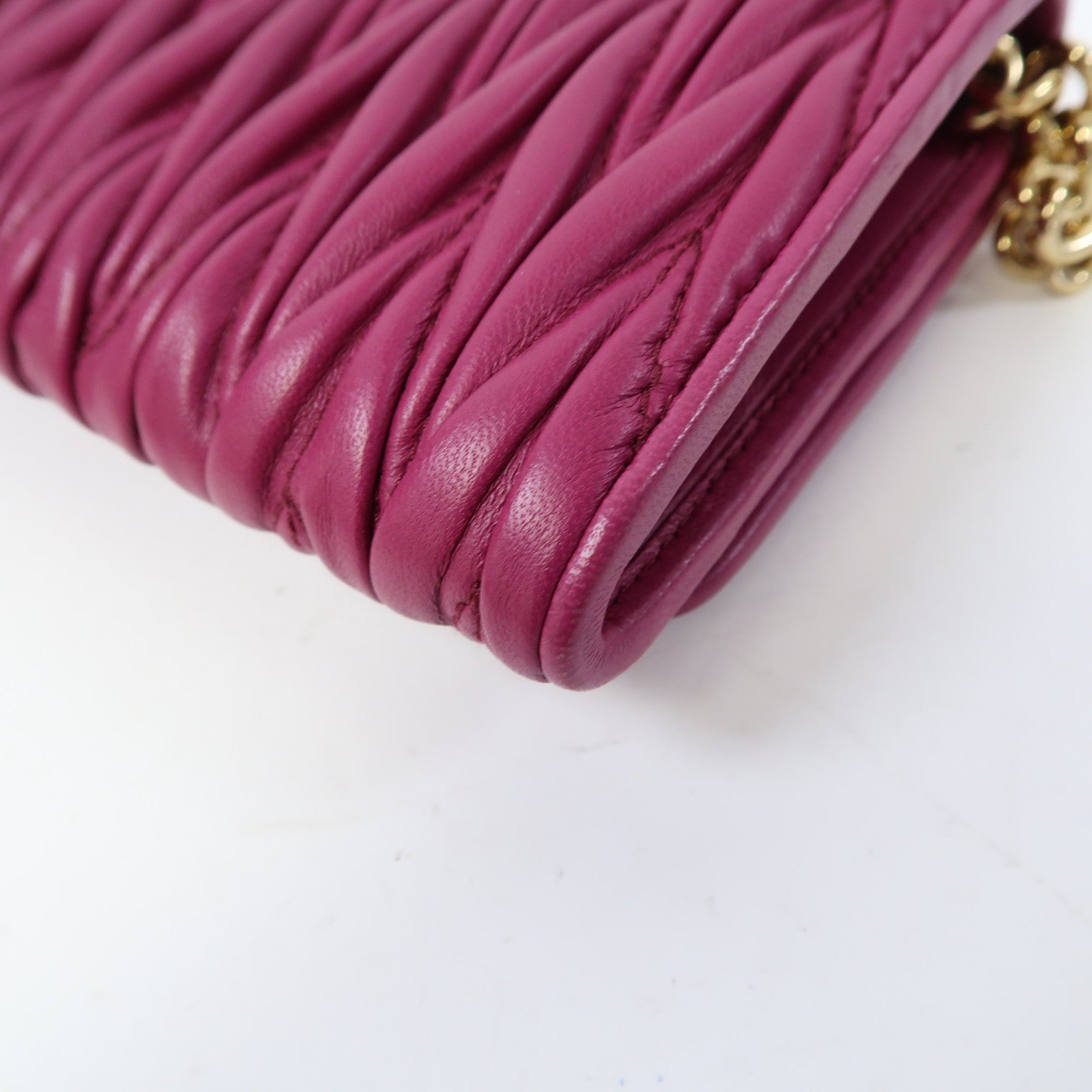 Miu Miu 羊皮皮革Chain Shoulder金扣鏈帶肩背袋紫色