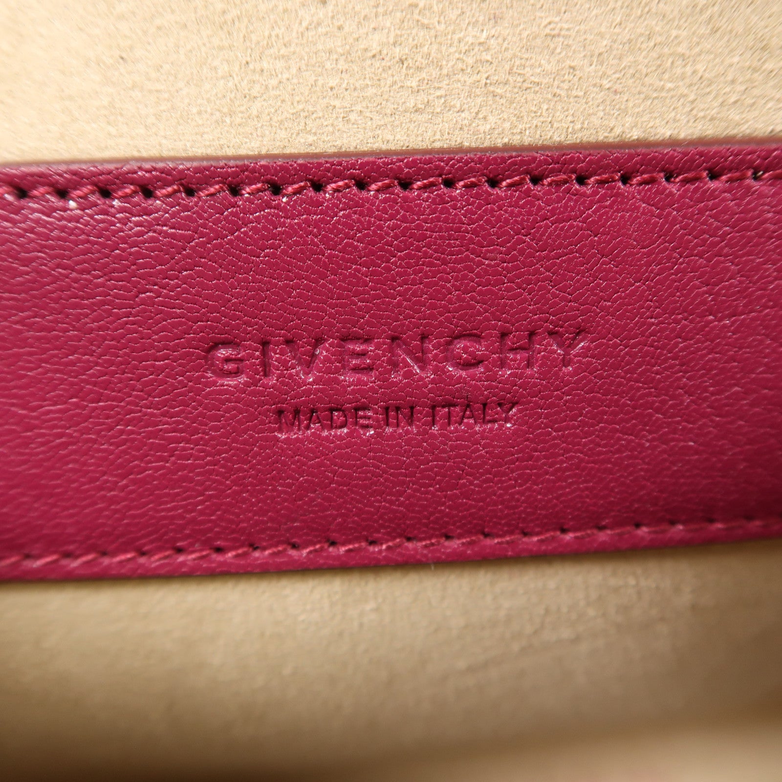 GIVENCHY 山羊皮皮革GV3 Small Bag金扣手挽肩背兩用袋