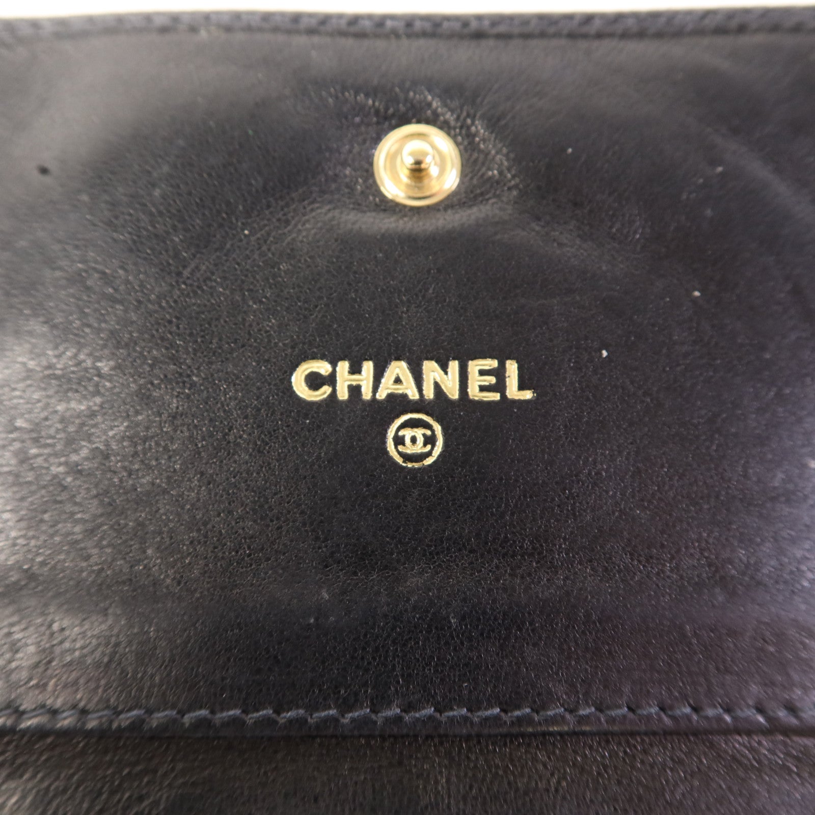 CHANEL 牛皮皮革Trifold Wallet金扣錢包