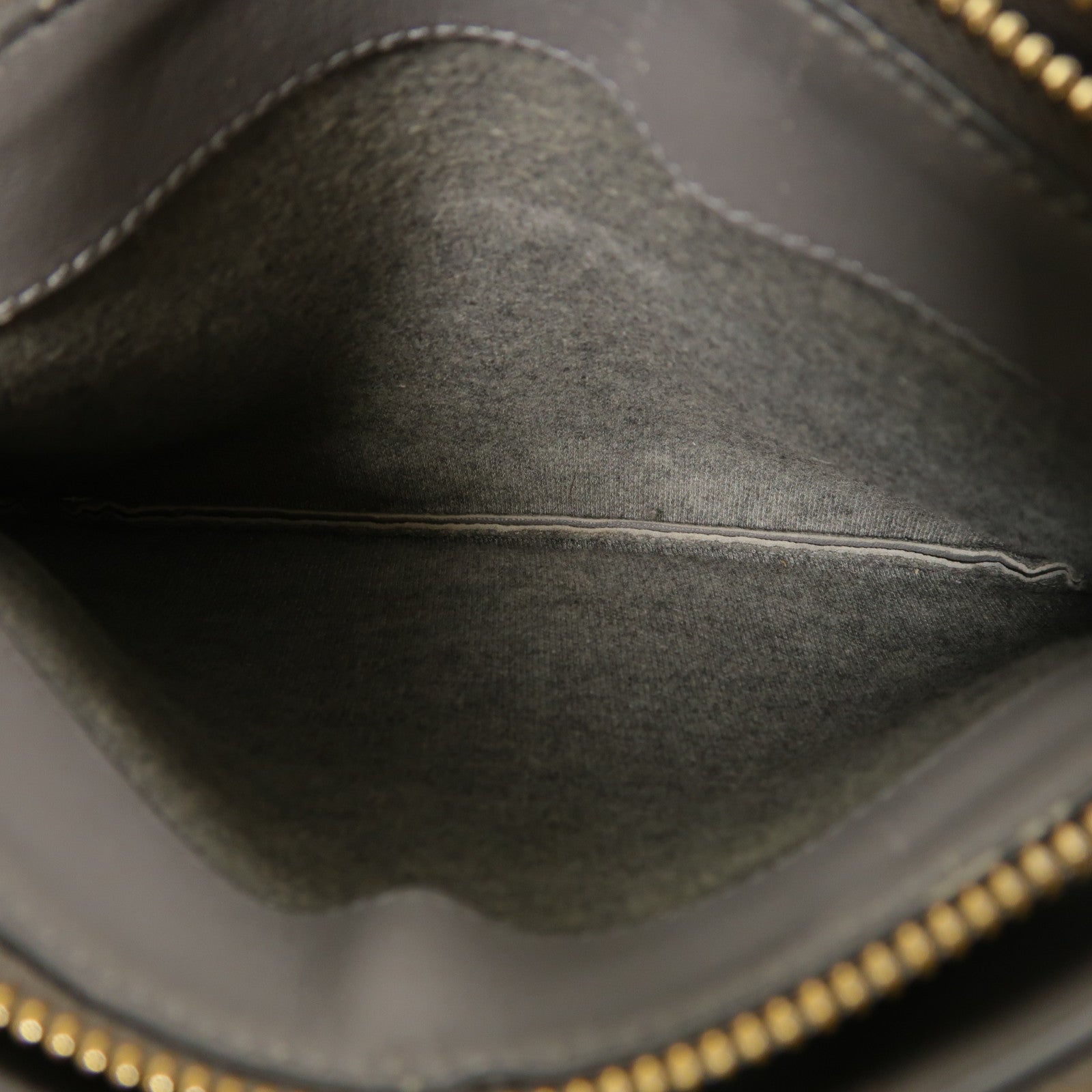 CELINE 羊皮皮革Trio金扣肩背袋