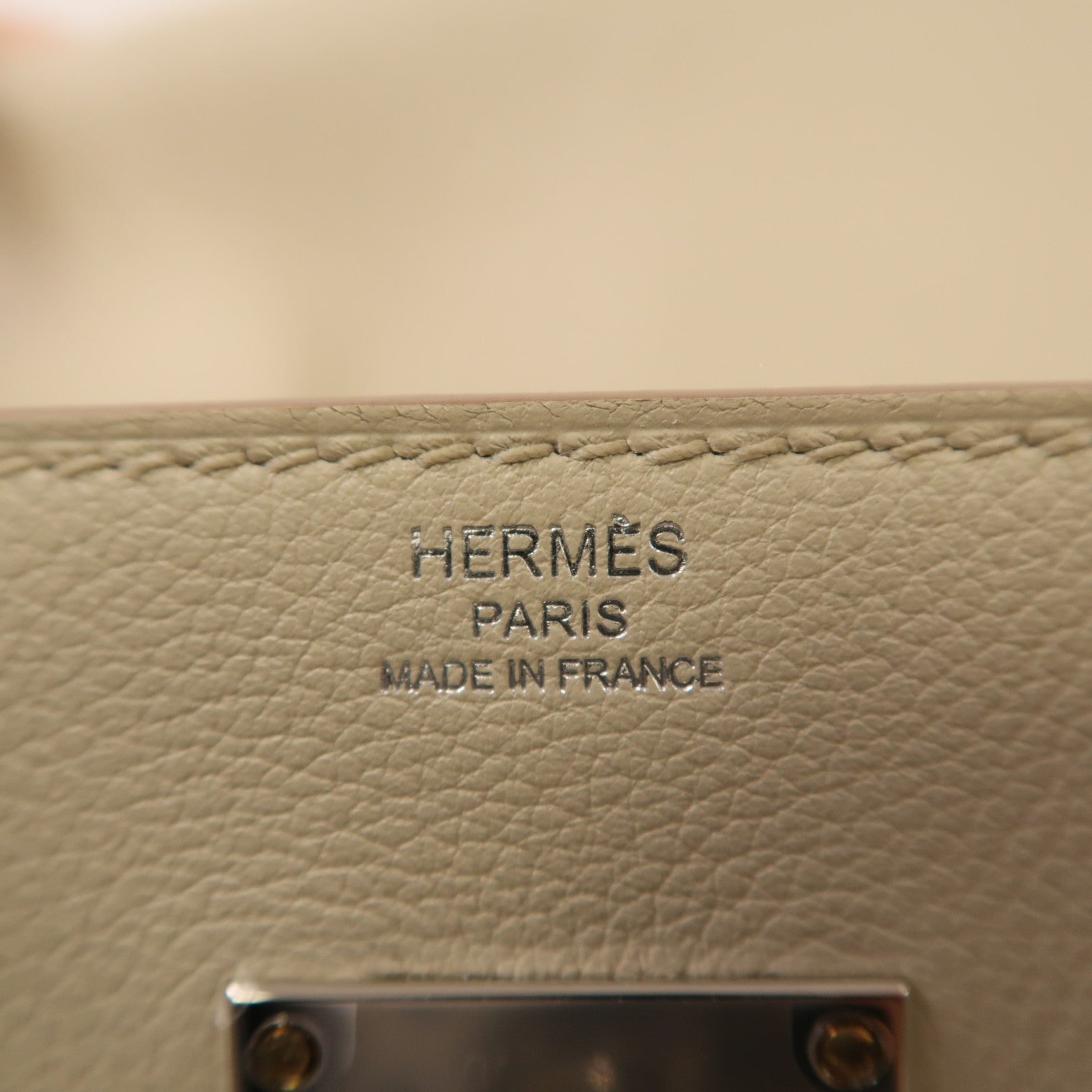 HERMES Evercolor皮革Kelly Messenger PM銀扣肩背袋8L Beton