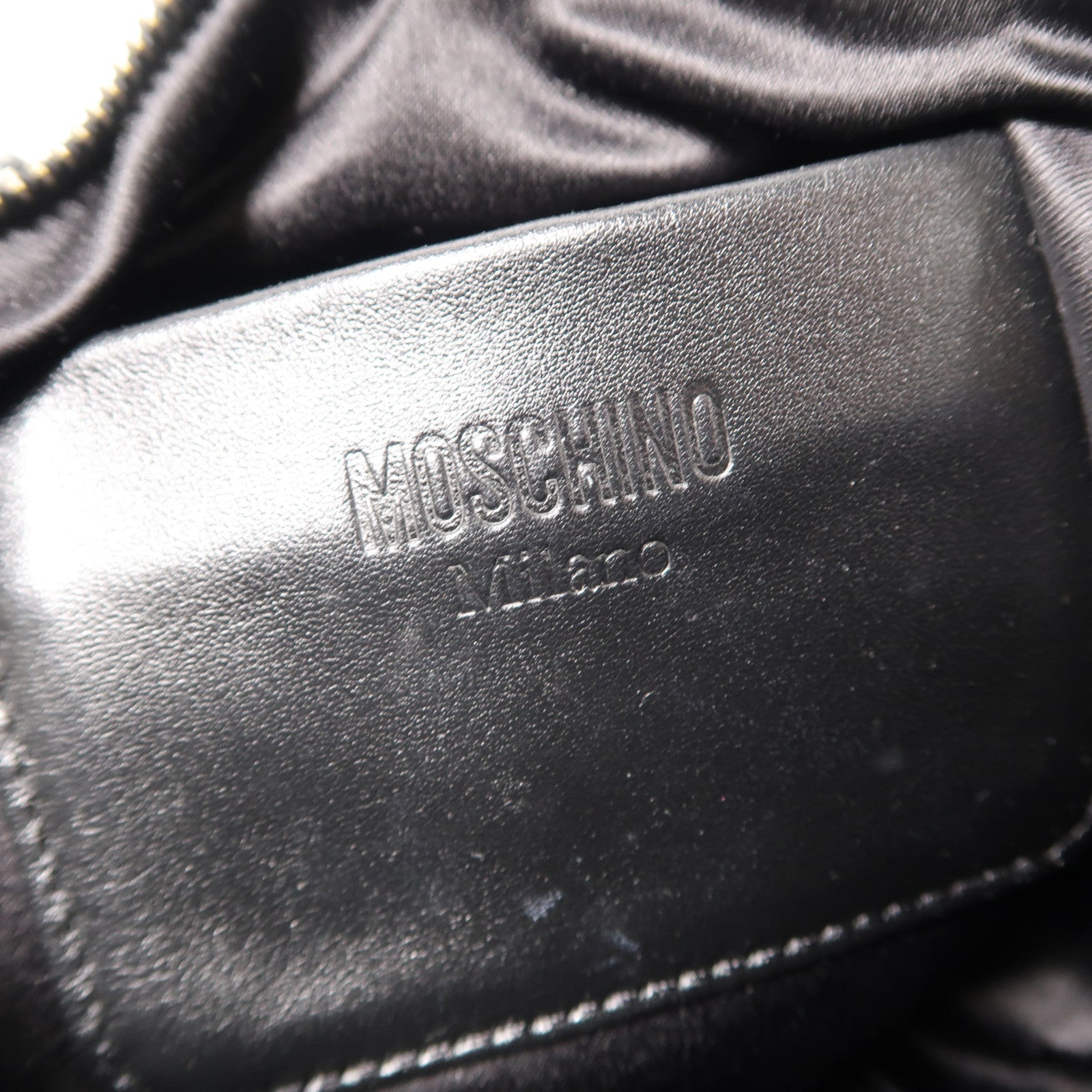 MOSCHINO 【激減優惠】尼龍Mini Backpack銀扣背包黑色