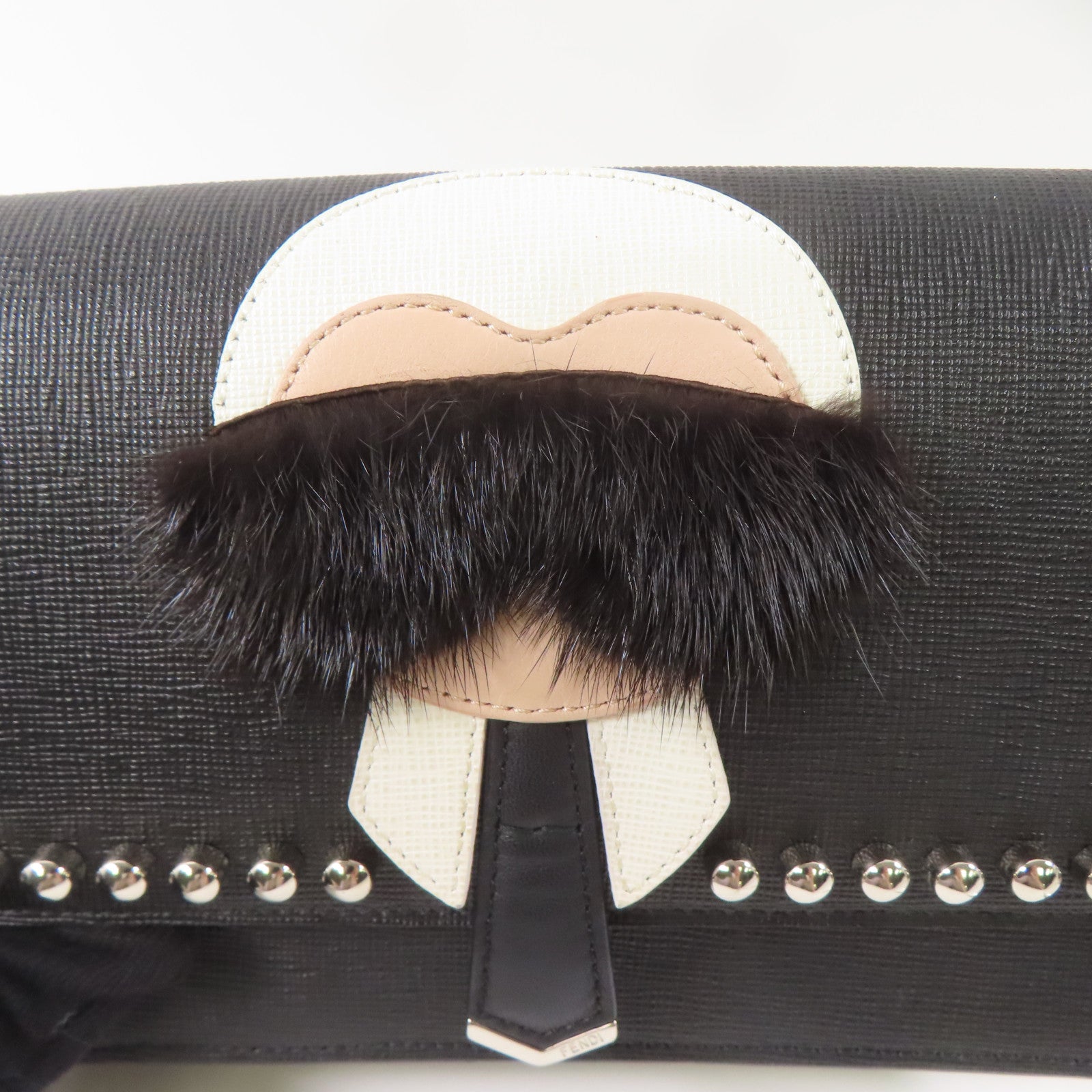 FENDI 牛皮皮革/Fur Karlito Wallet On Chain銀扣鏈帶肩背袋黑色