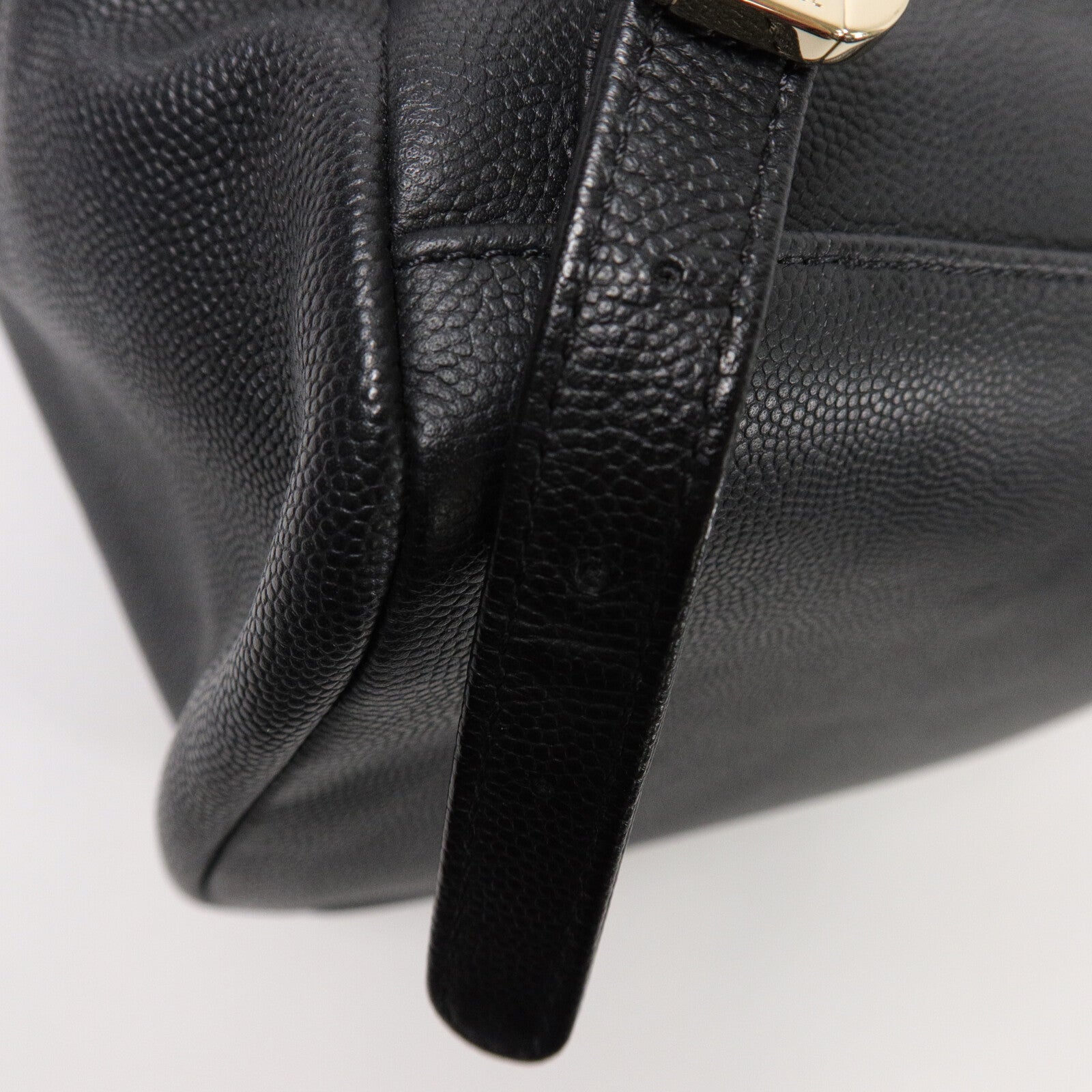 CHANEL 牛皮皮革Business Affinity Backpack鏈帶背包