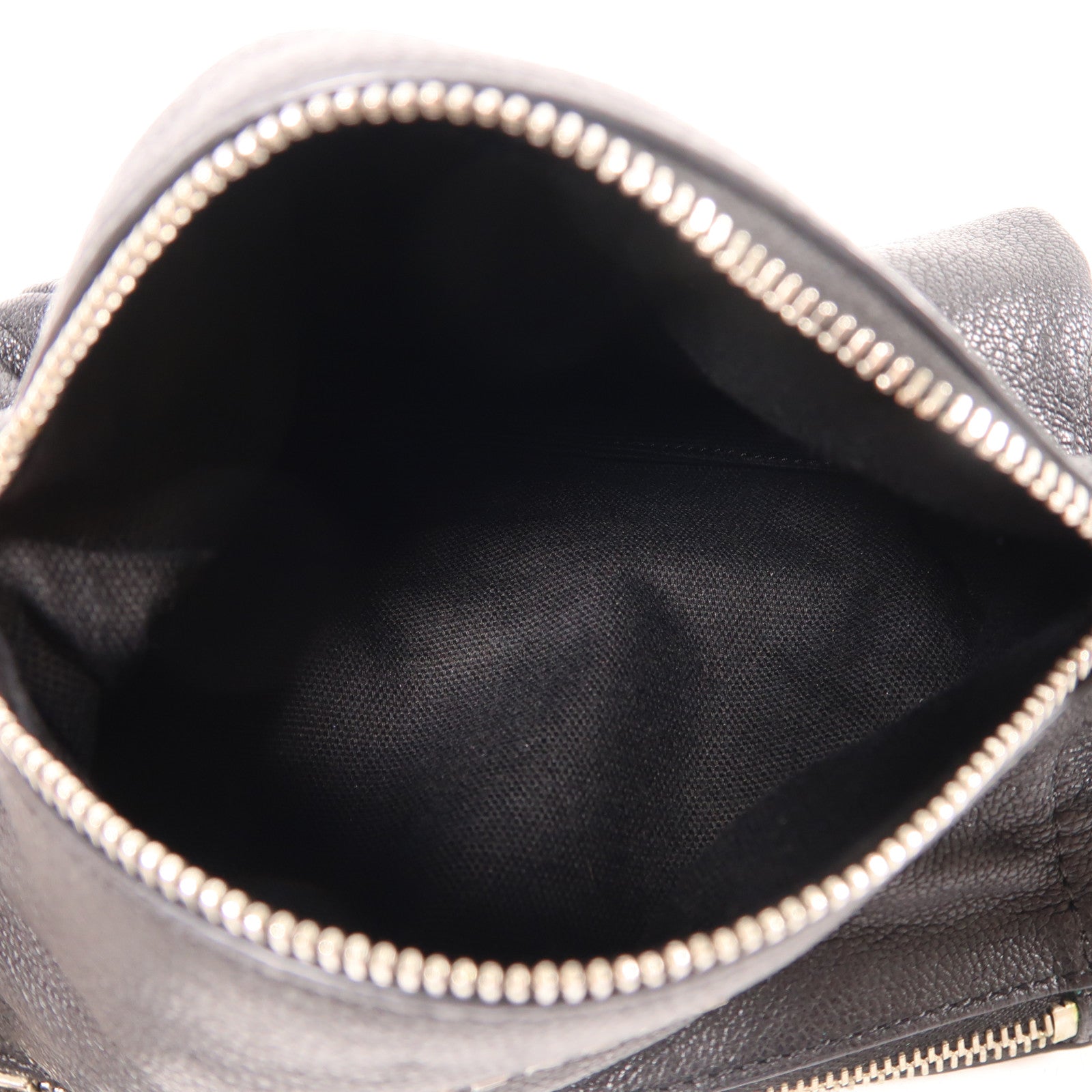 GIVENCHY 牛皮皮革Pandora Clutch銀扣手拿包