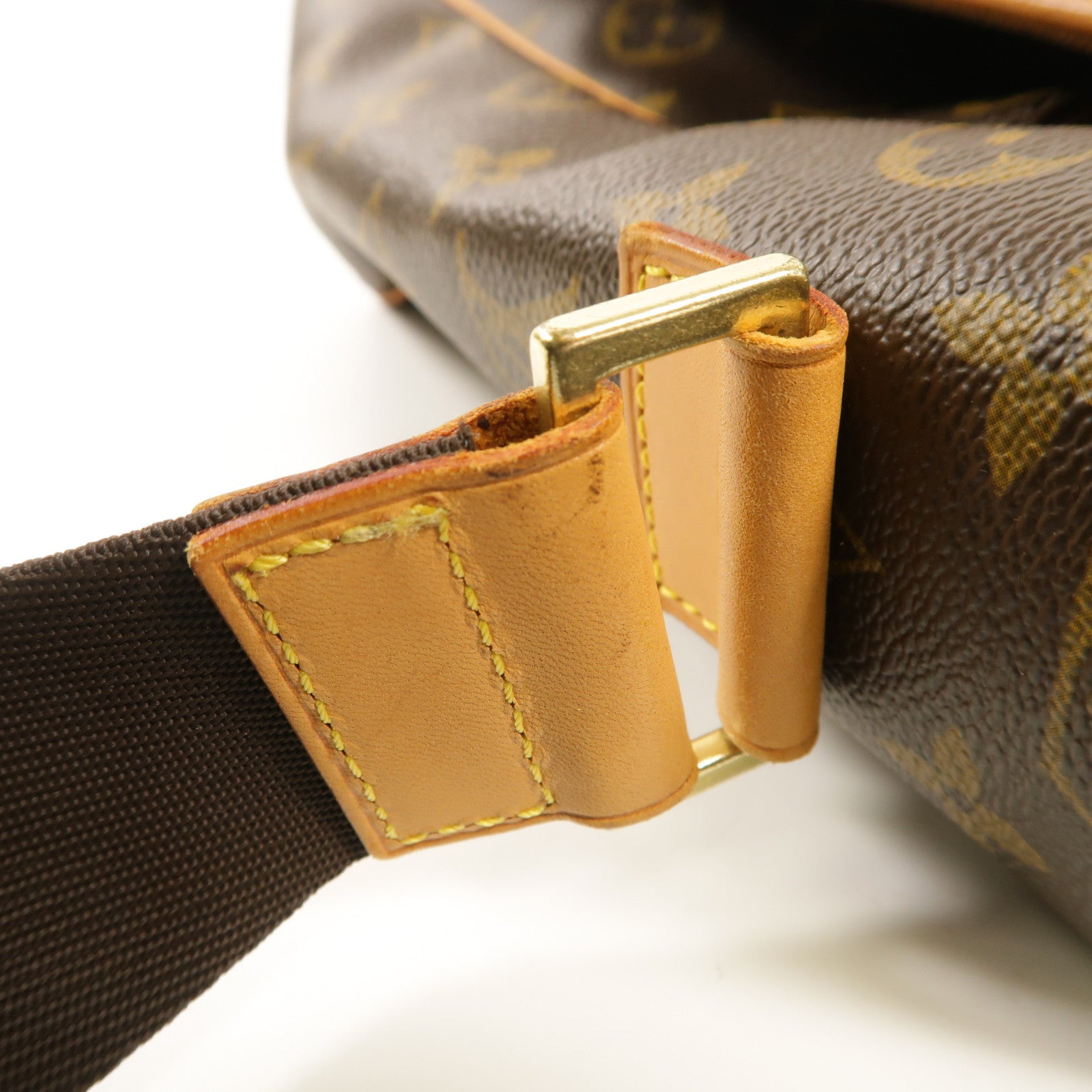 LOUIS VUITTON Monogram Abbesses金扣肩背袋