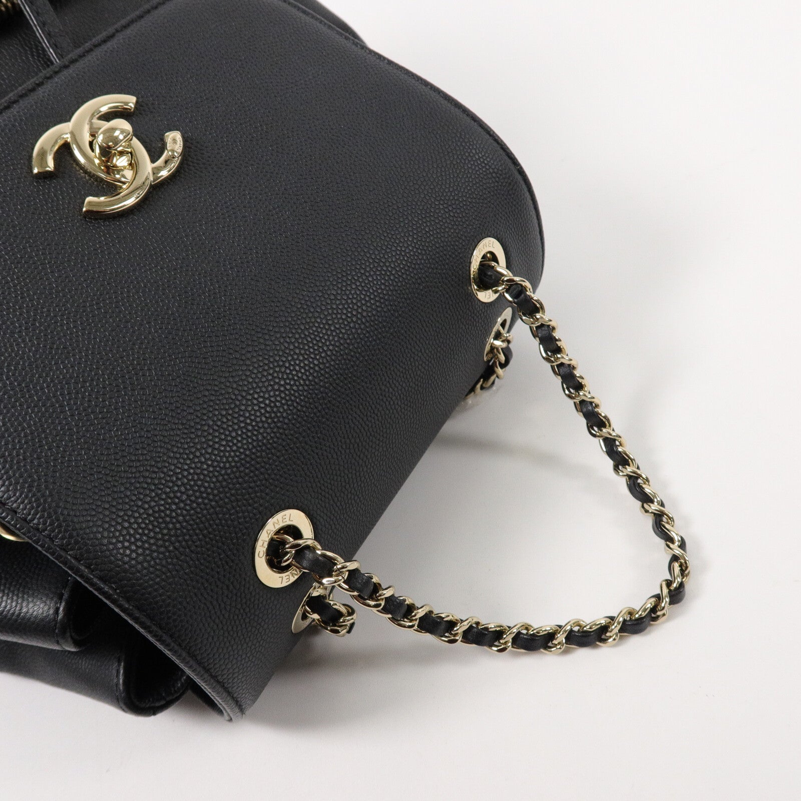 CHANEL 牛皮皮革Business Affinity Backpack鏈帶背包
